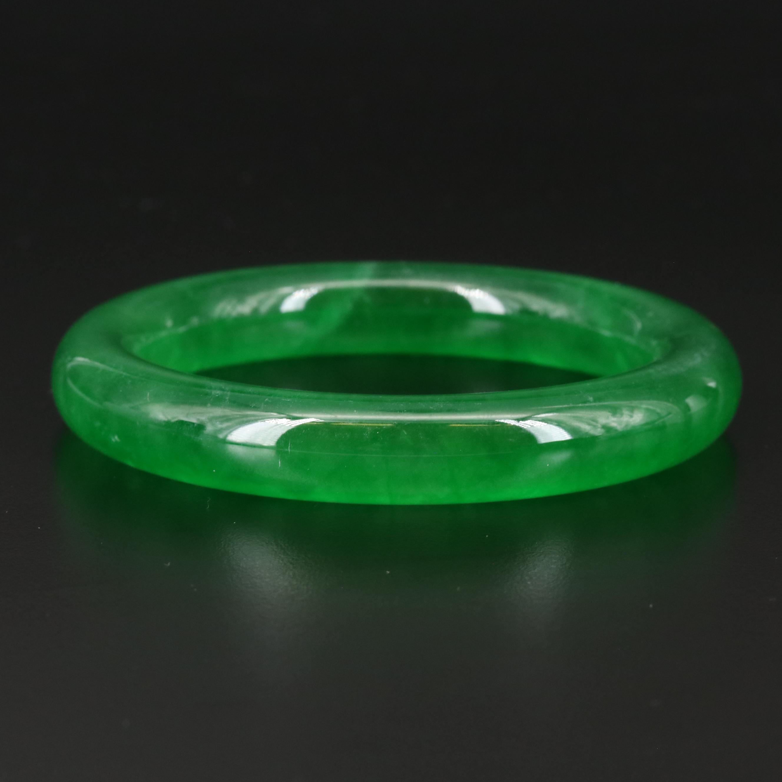 Jadeite Hololith Bangle