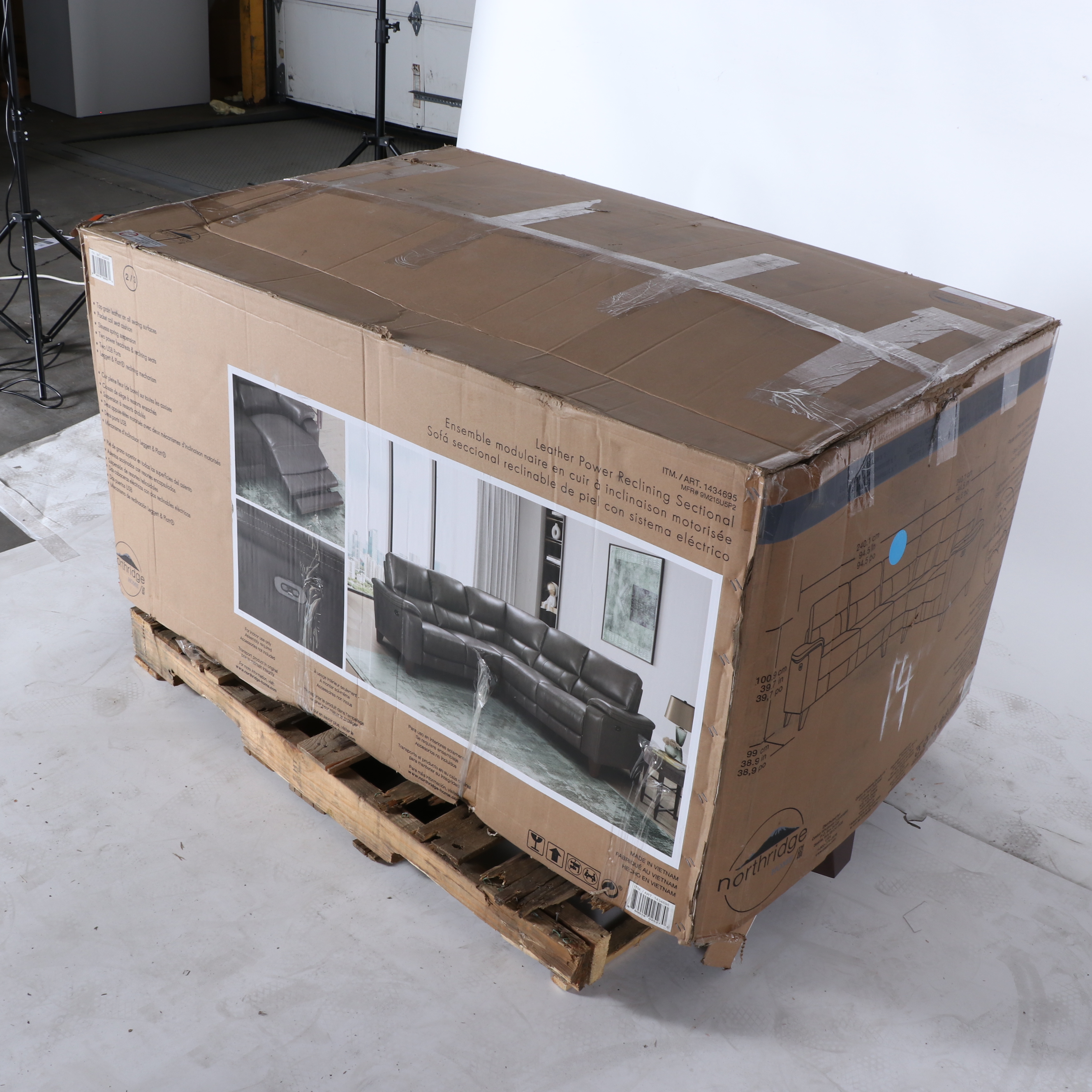 Northridge "Rizzo Heights" Leather Power Reclining Sectional