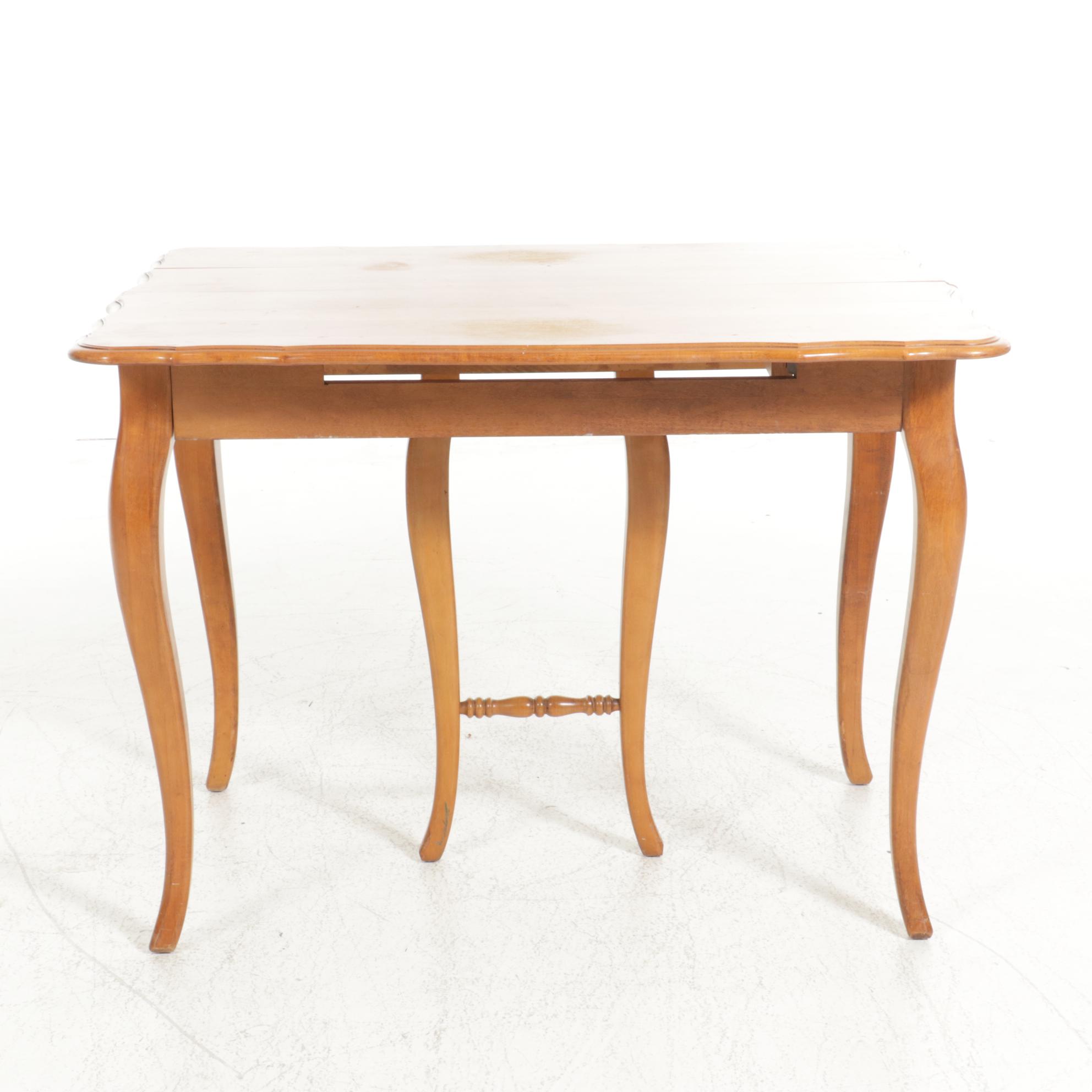 St. Johns French Provincial Style Maple Dining Table, Mid to Late 20th Century