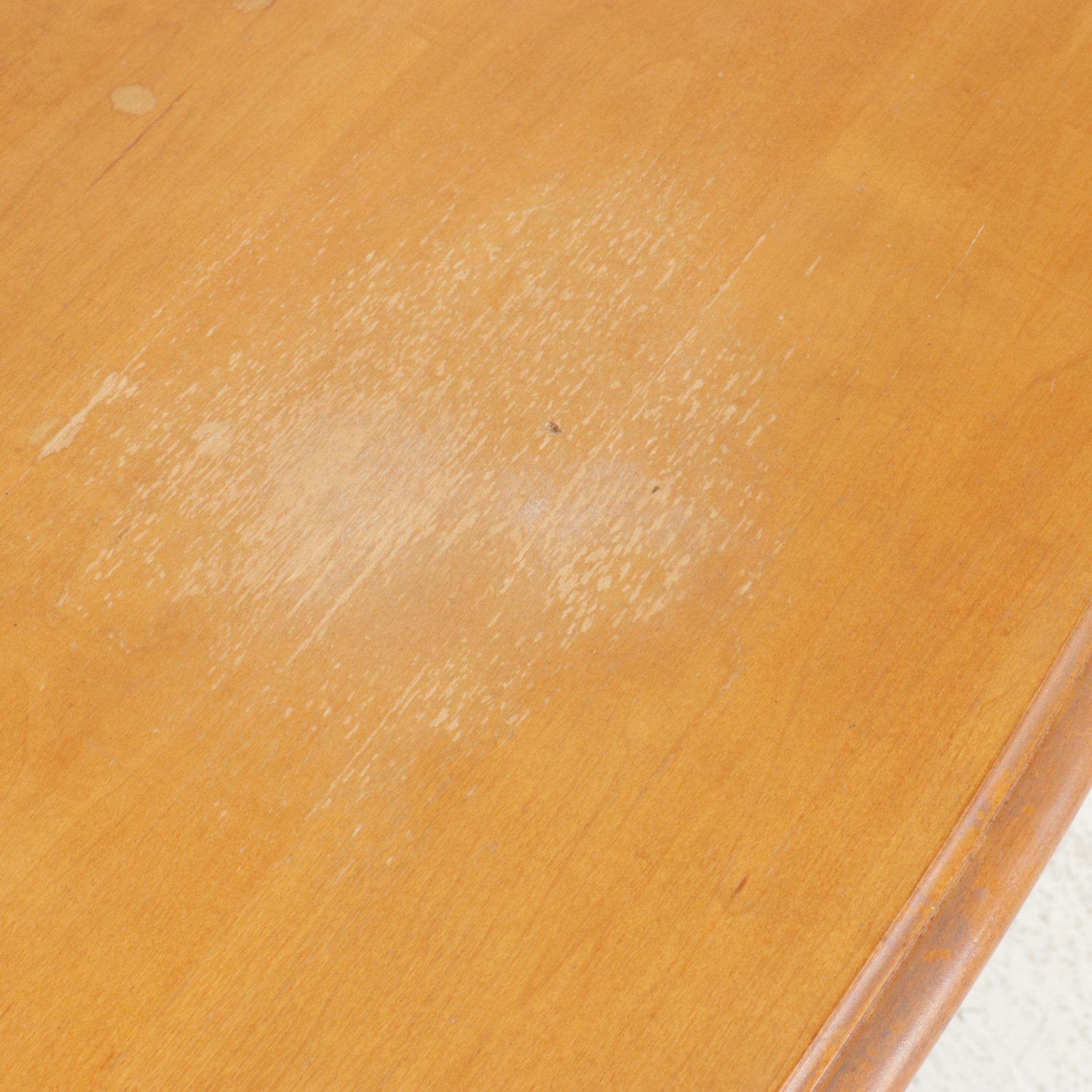 St. Johns French Provincial Style Maple Dining Table, Mid to Late 20th Century