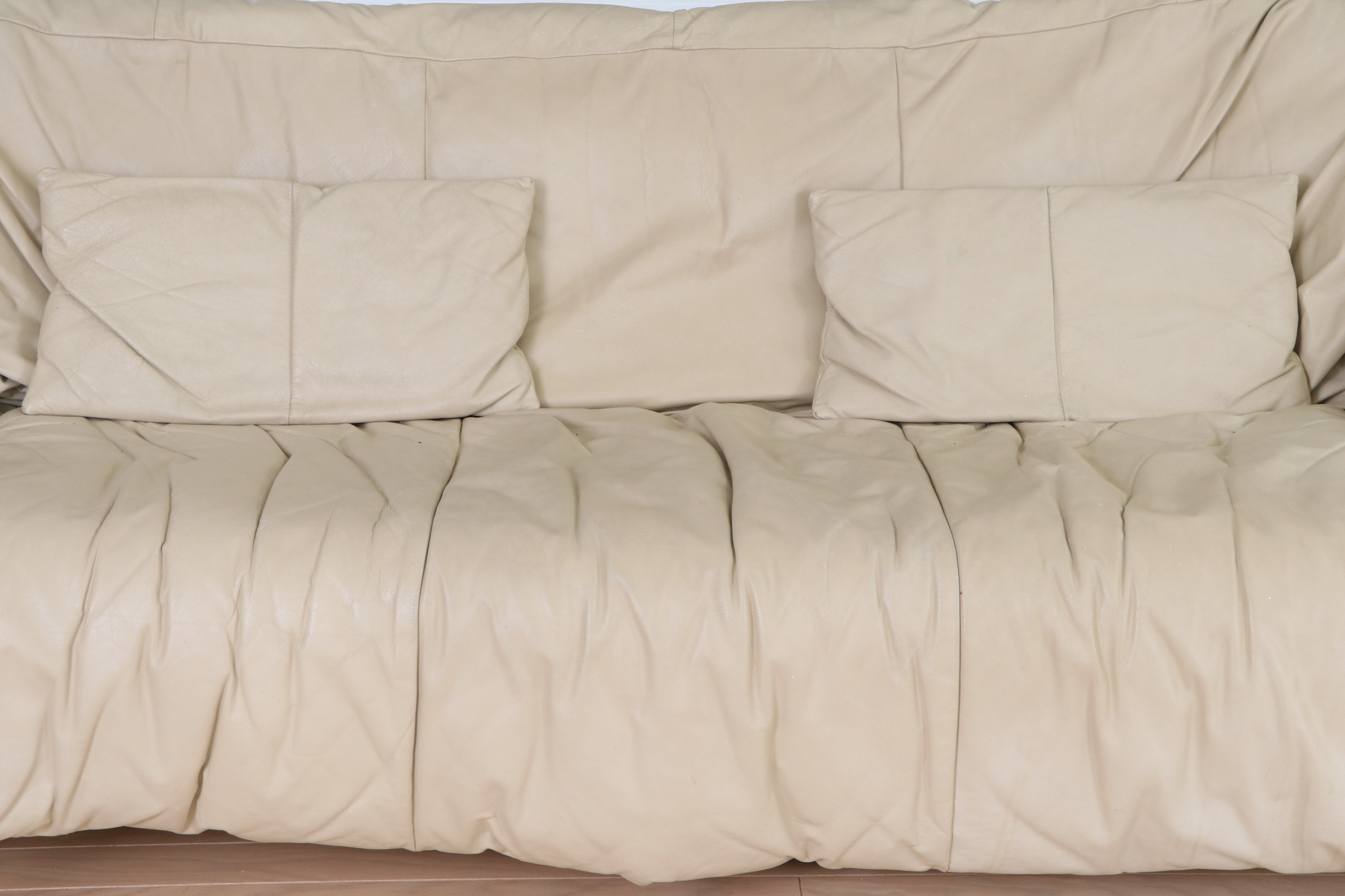 D'Urbino for Ligne Roset "Flou Flou" Postmodern Beige Leather Sofa, 1980s