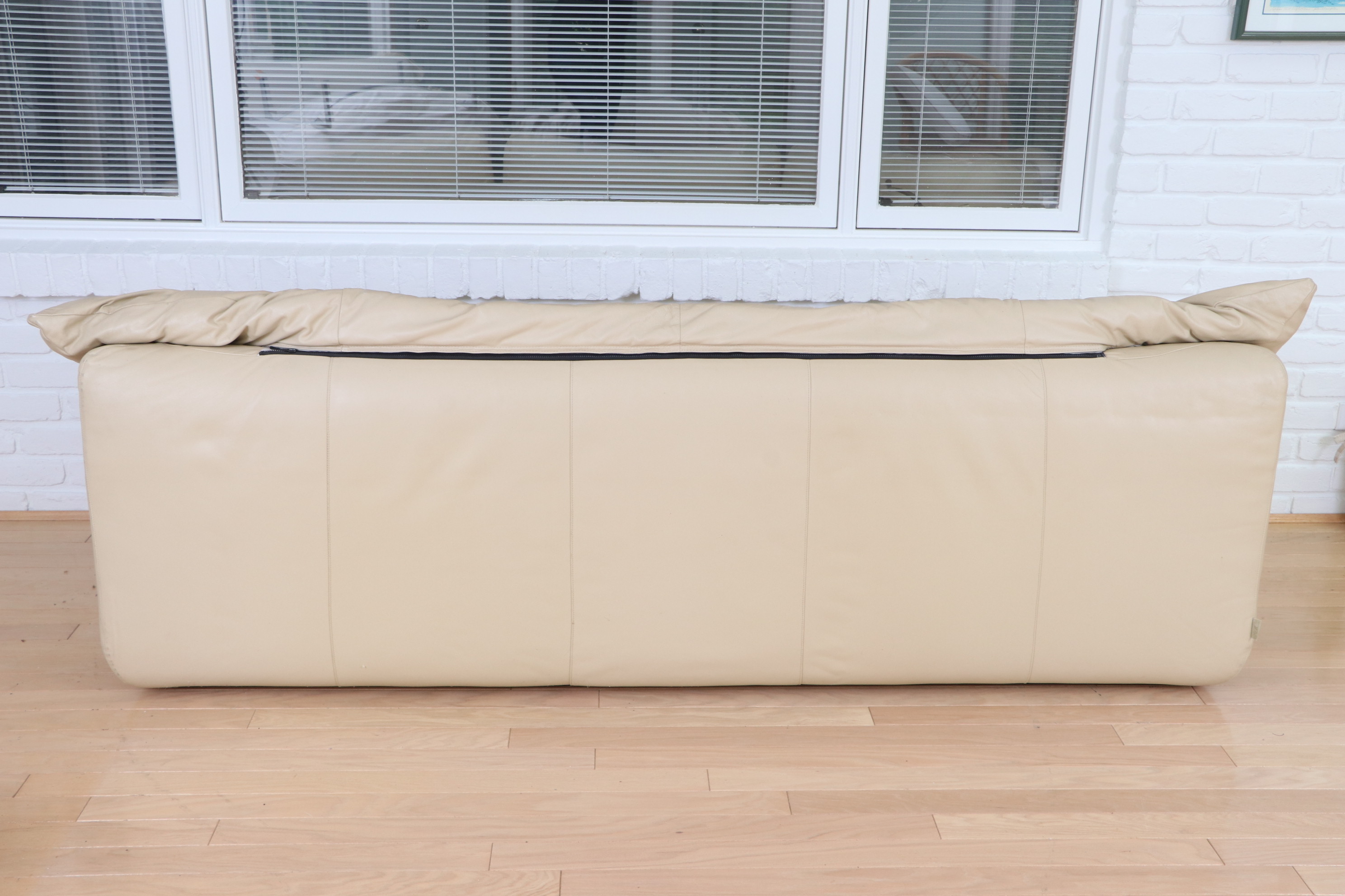 D'Urbino for Ligne Roset "Flou Flou" Postmodern Beige Leather Sofa, 1980s