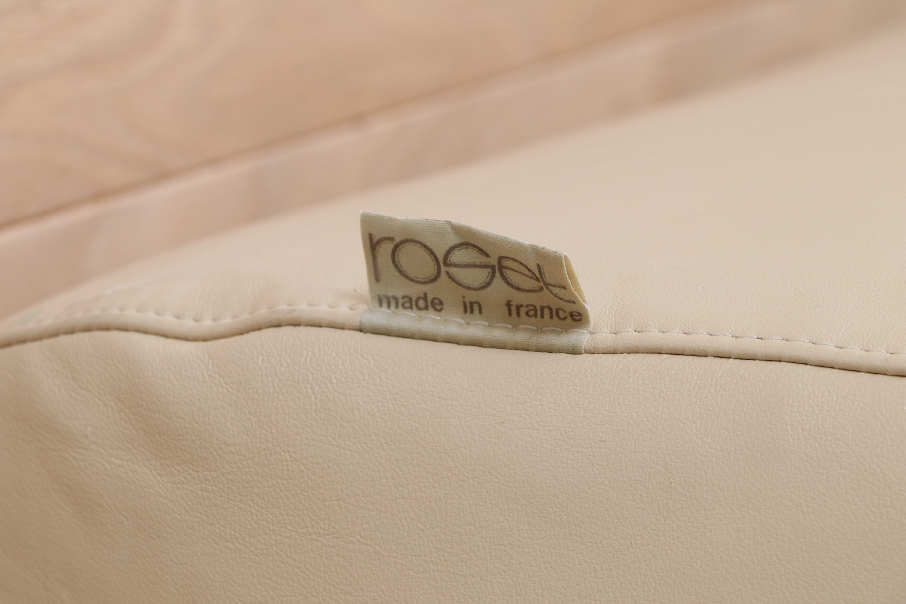 D'Urbino for Ligne Roset "Flou Flou" Postmodern Beige Leather Sofa, 1980s