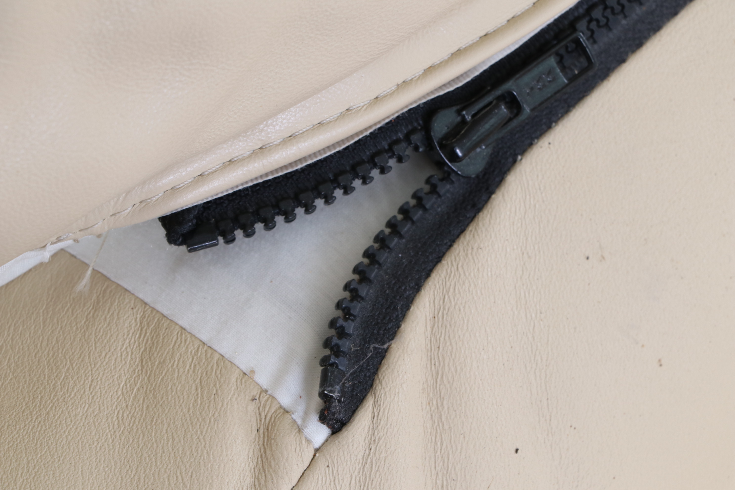 D'Urbino for Ligne Roset "Flou Flou" Postmodern Beige Leather Sofa, 1980s