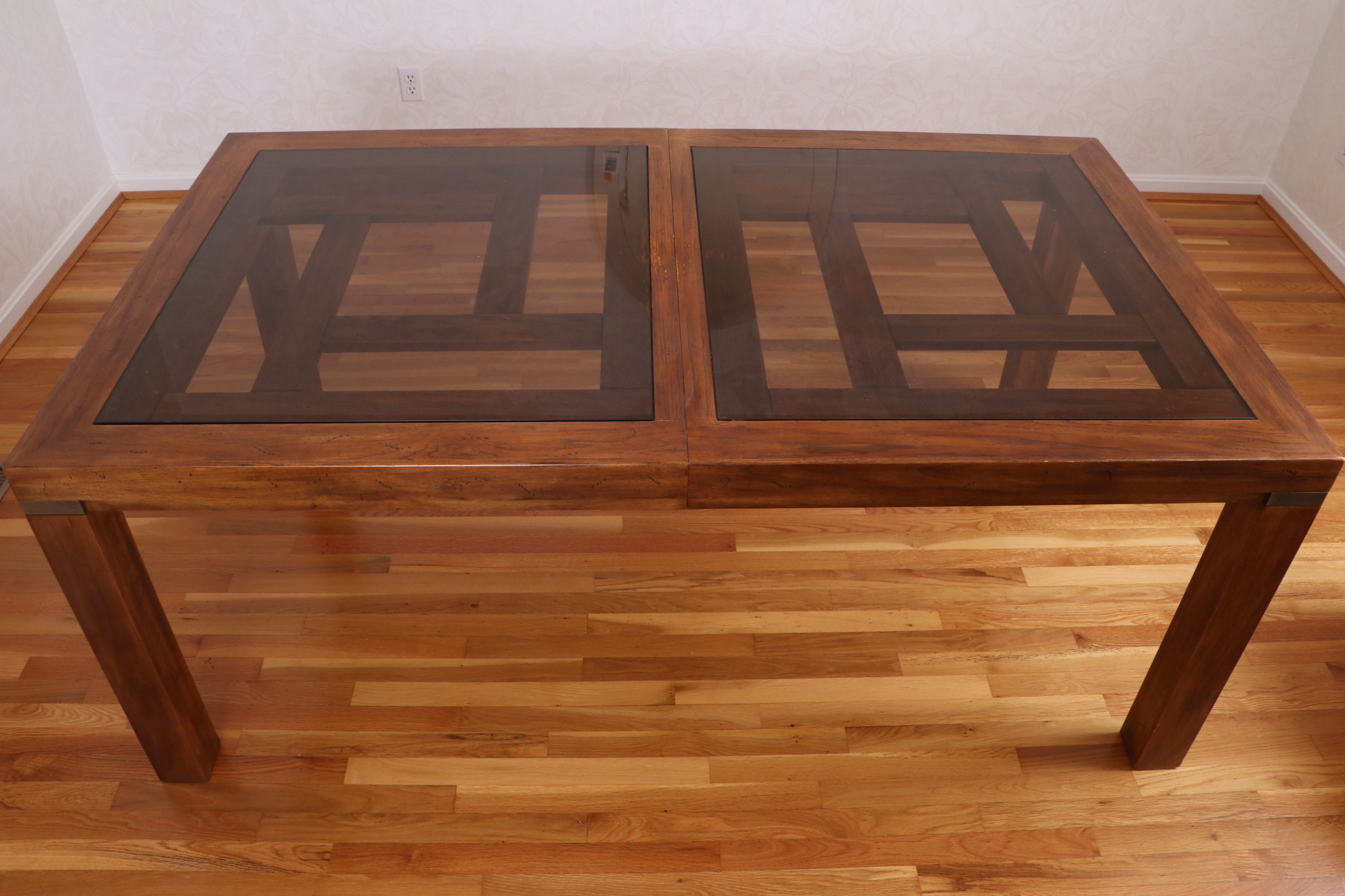 Drexel-Heritage "Woodbriar II" Pecan Five-Piece Dining Set, 1980s