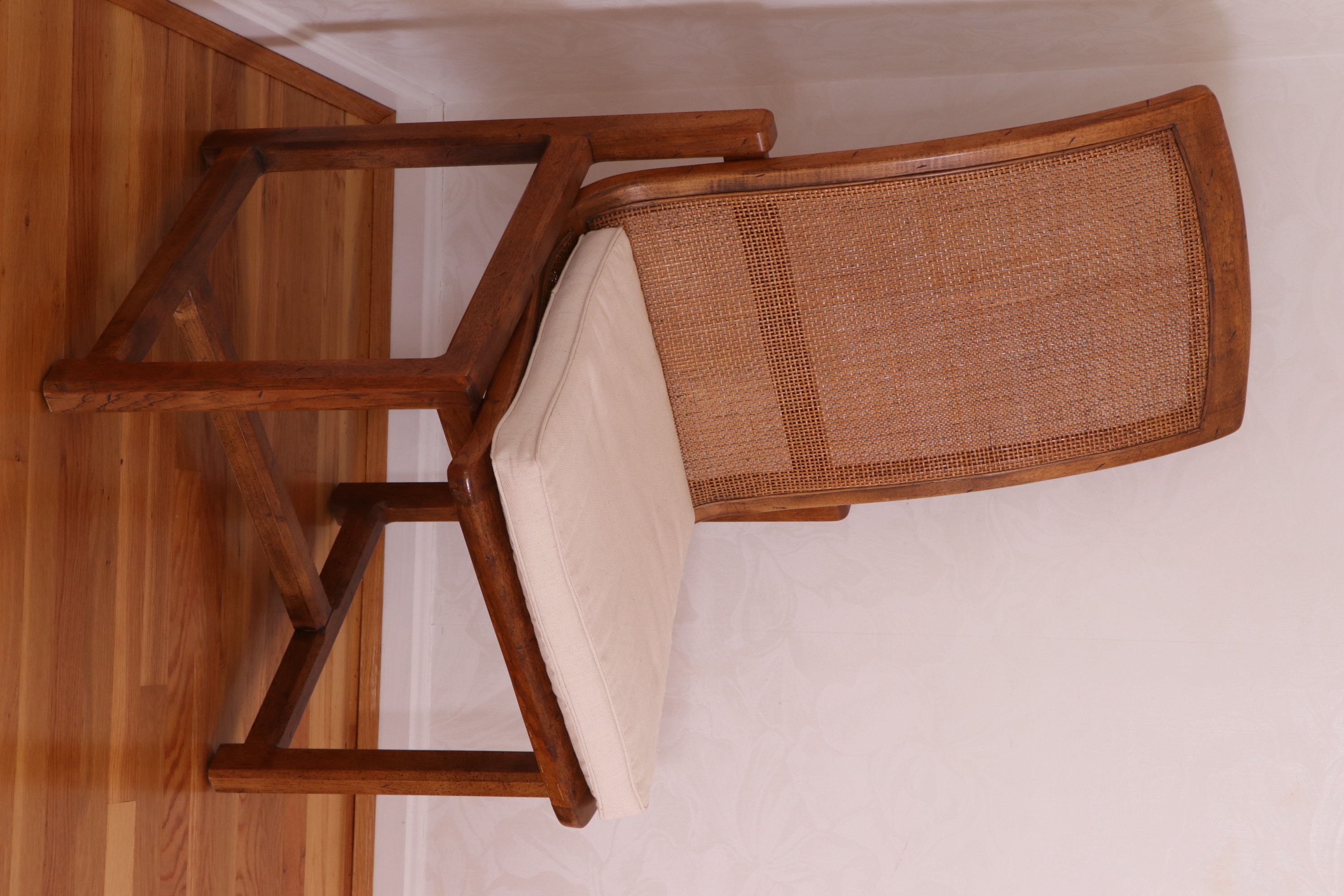 Drexel-Heritage "Woodbriar II" Pecan Five-Piece Dining Set, 1980s