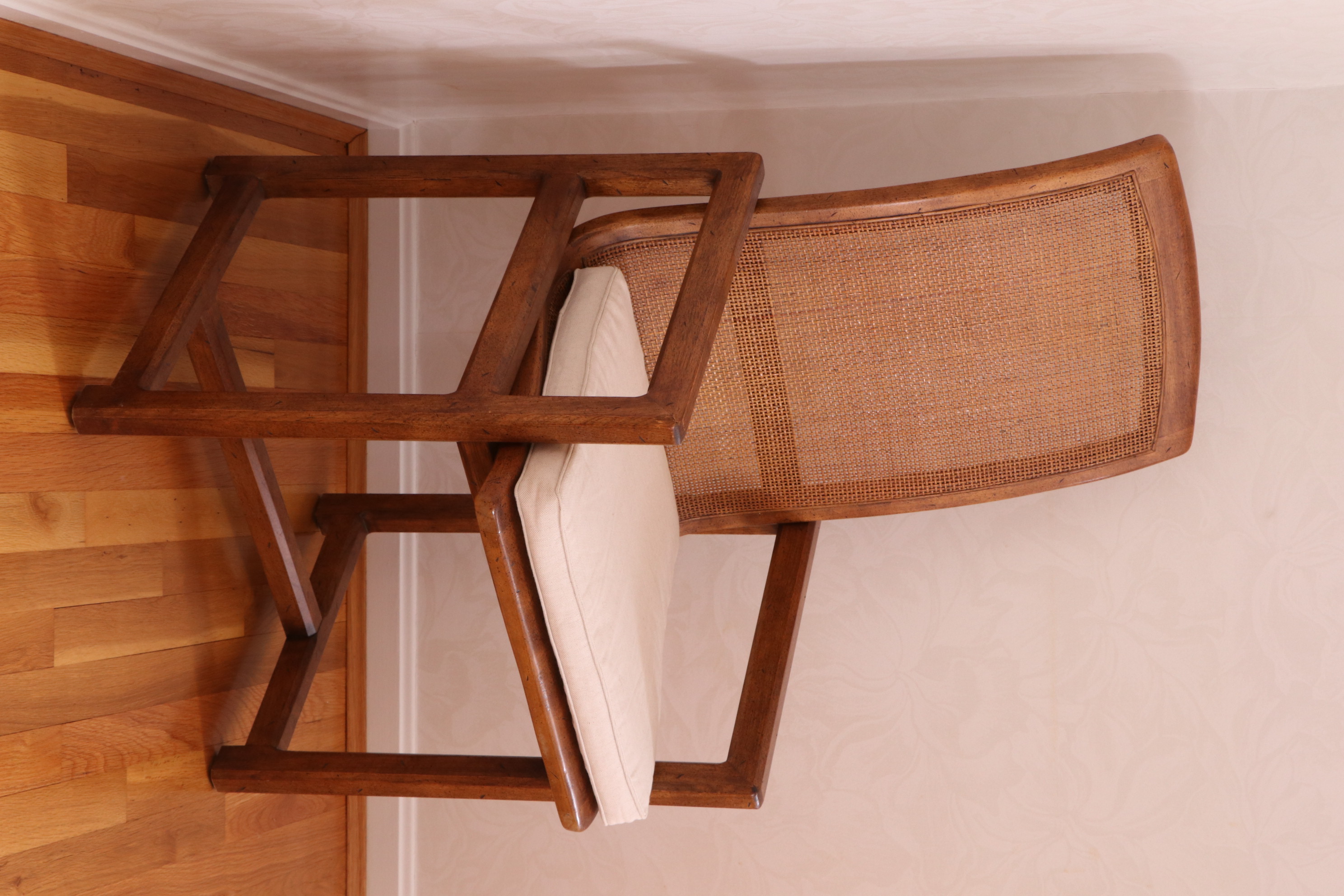 Drexel-Heritage "Woodbriar II" Pecan Five-Piece Dining Set, 1980s