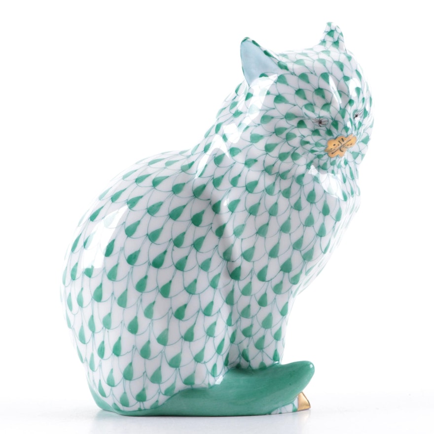 Herend Green Fishnet with Gold "Sitting Cat" Porcelain Figurine