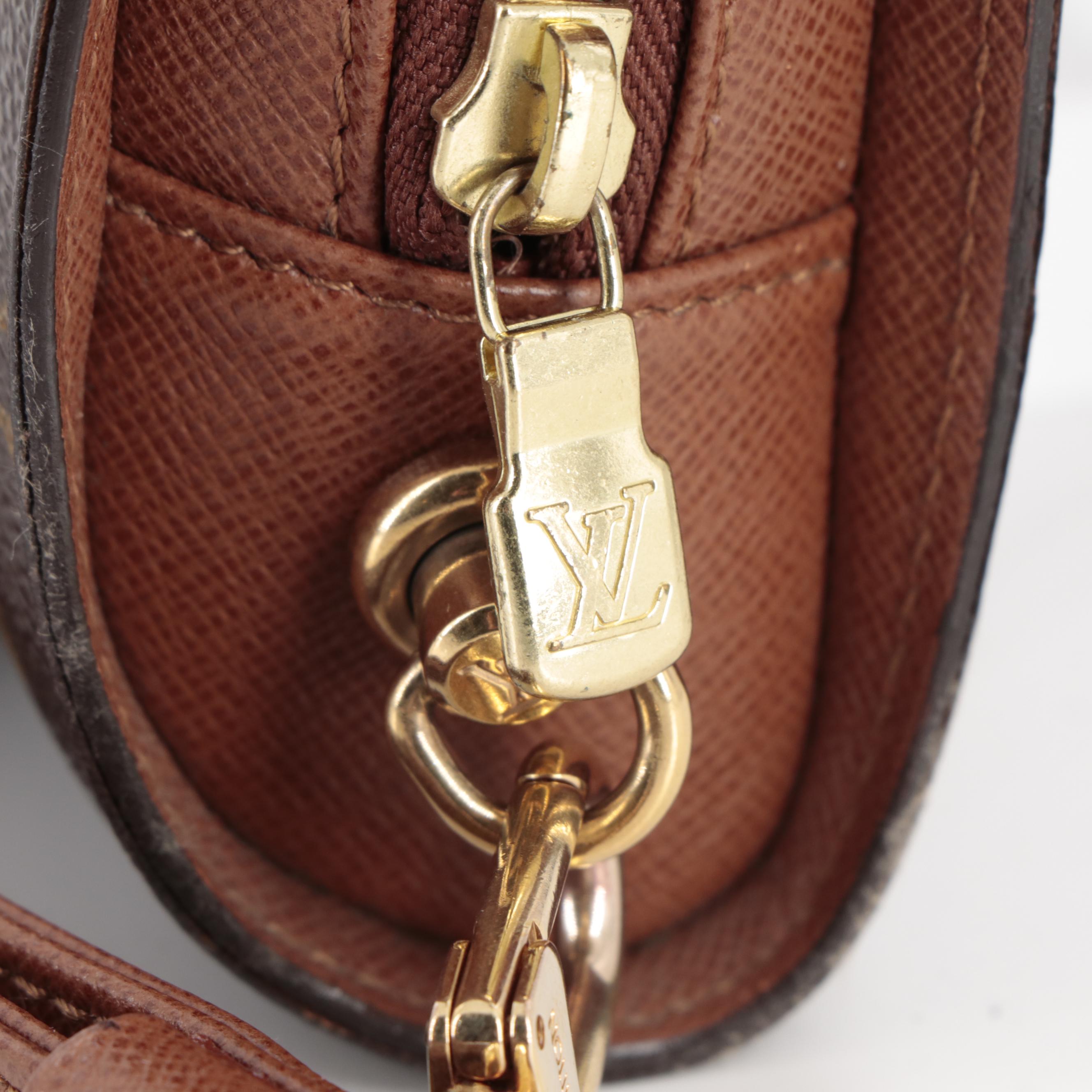 Louis Vuitton Pochette Orsay Clutch in Monogram Canvas