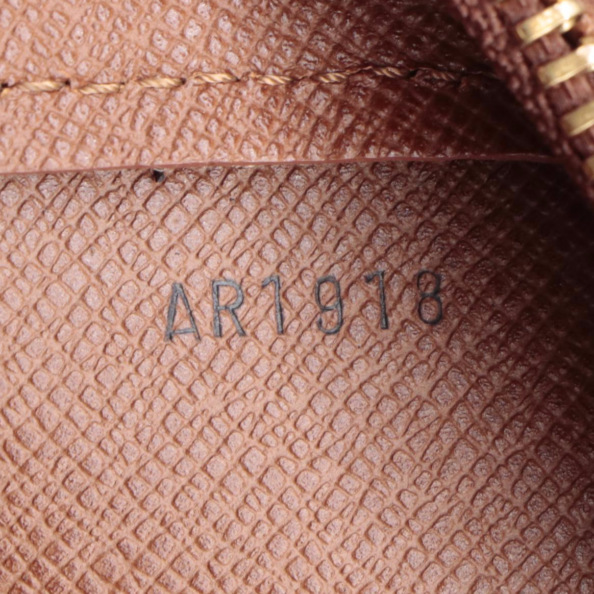 Louis Vuitton Pochette Orsay Clutch in Monogram Canvas