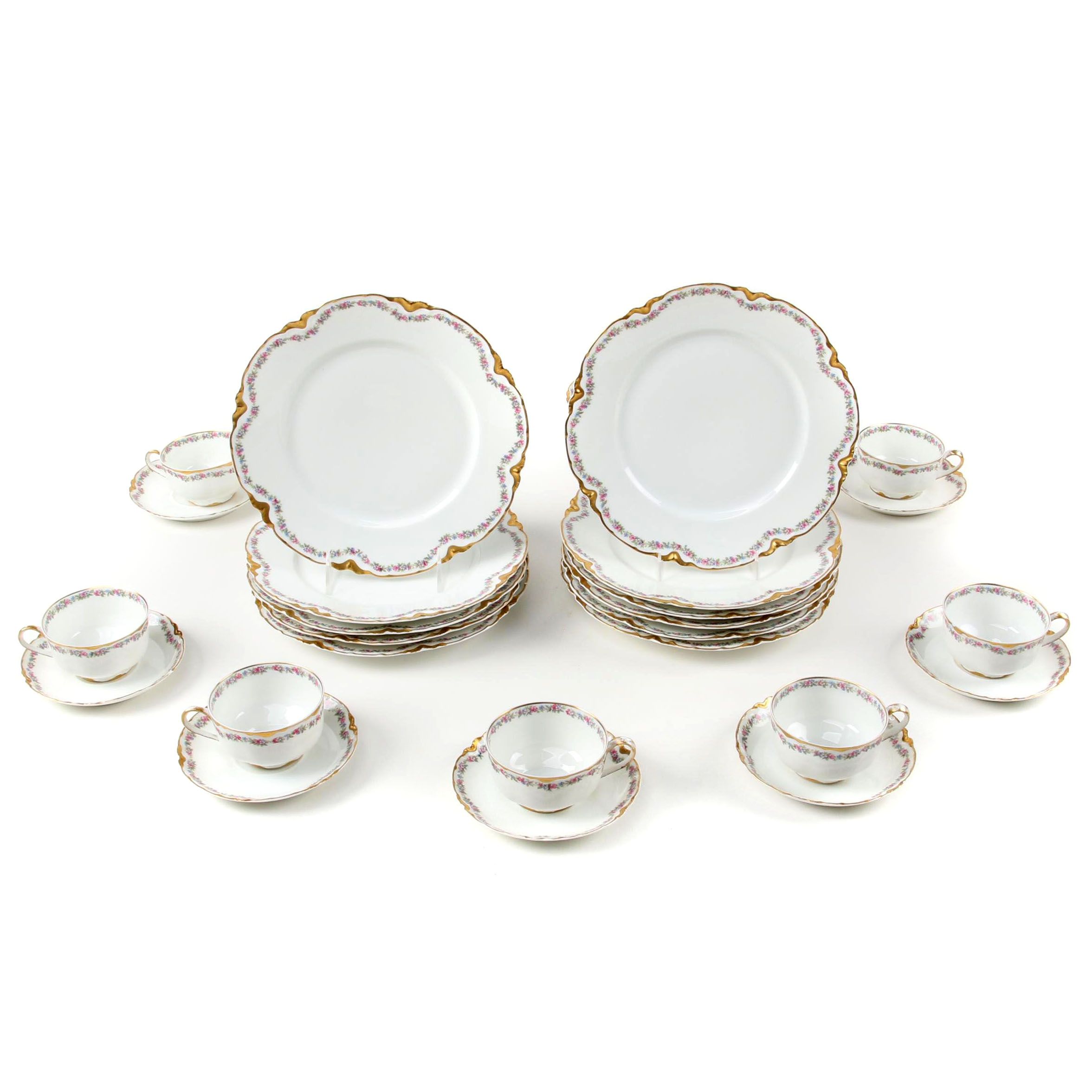 Haviland Limoges Gilt Floral Motif Scalloped Bone China Dinnerware