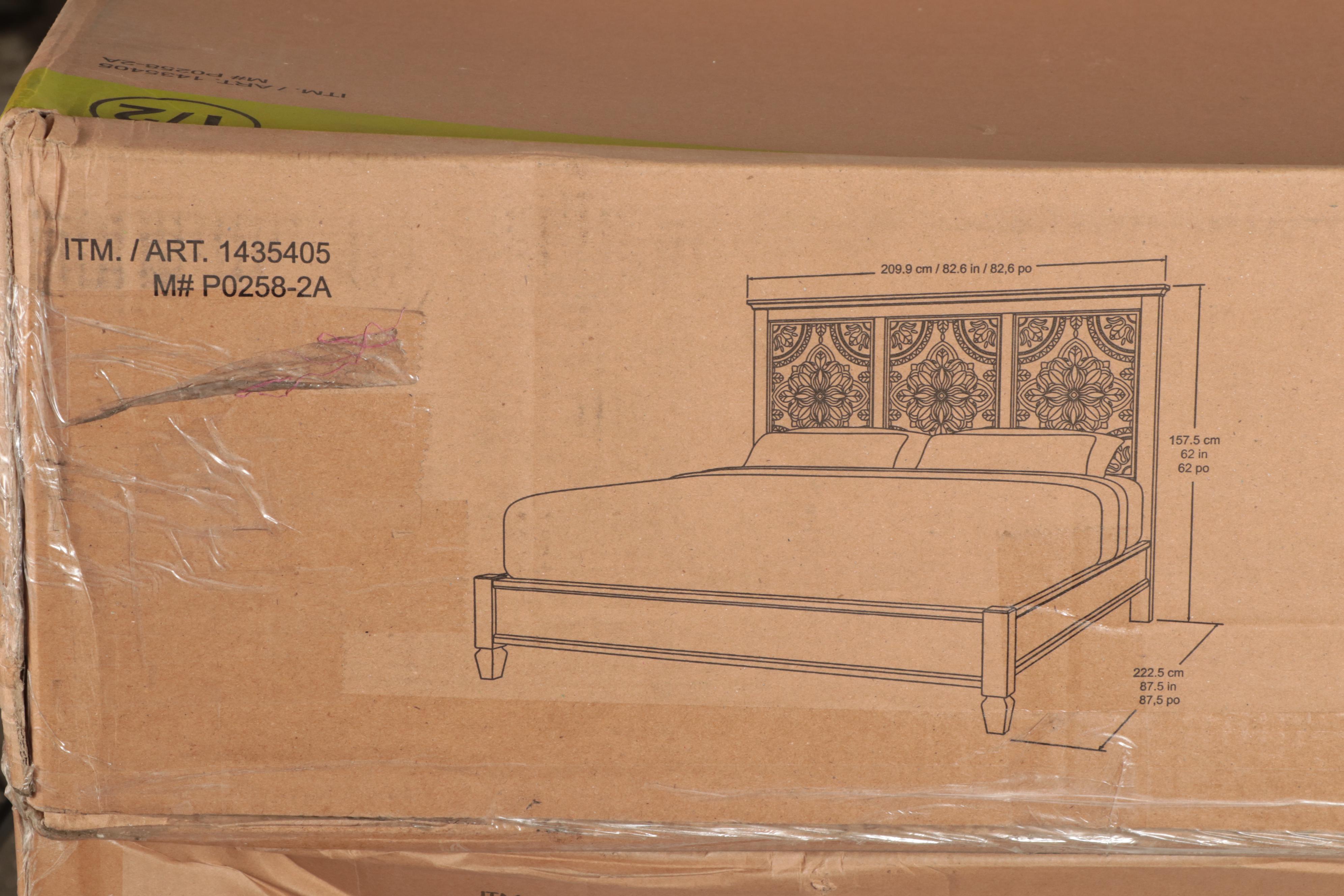 Pike & Main "Evanston" King Size Bed