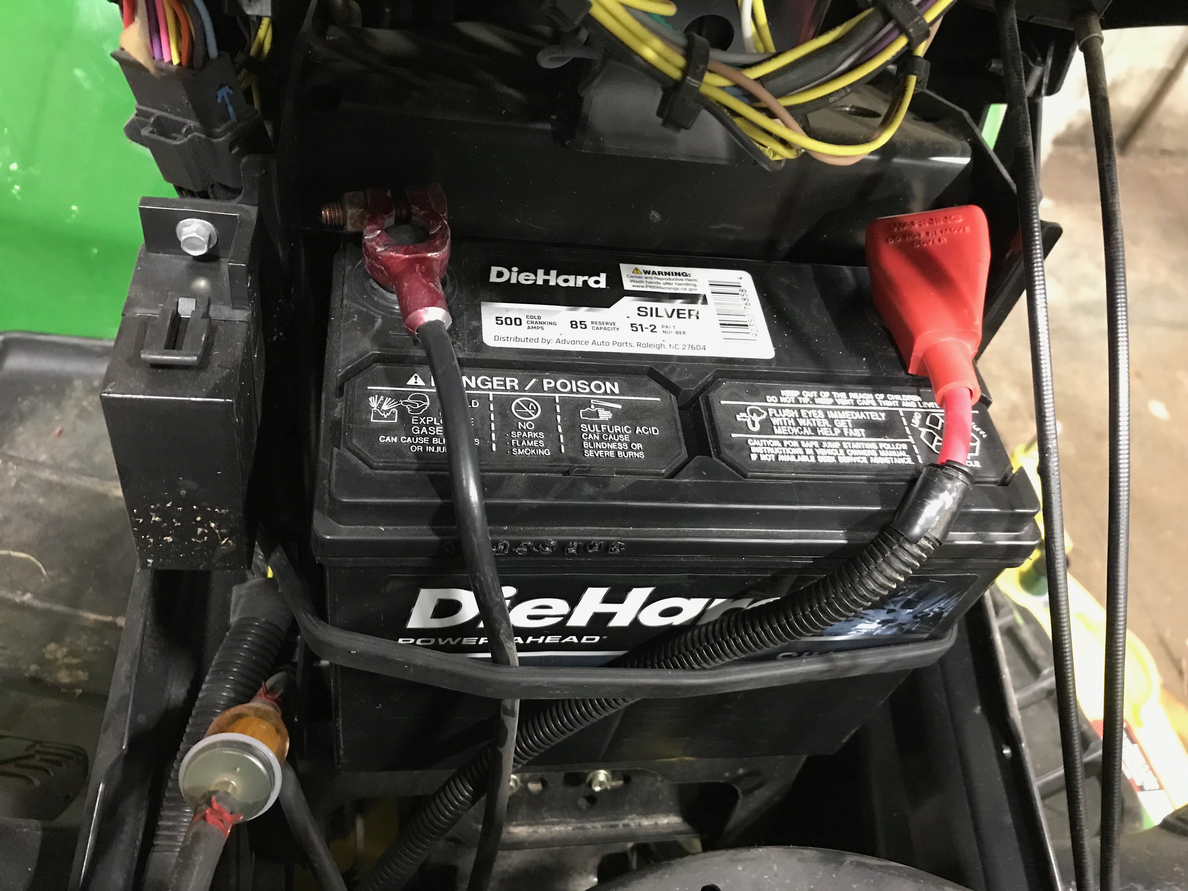 John Deere X500 Lawn Tractor