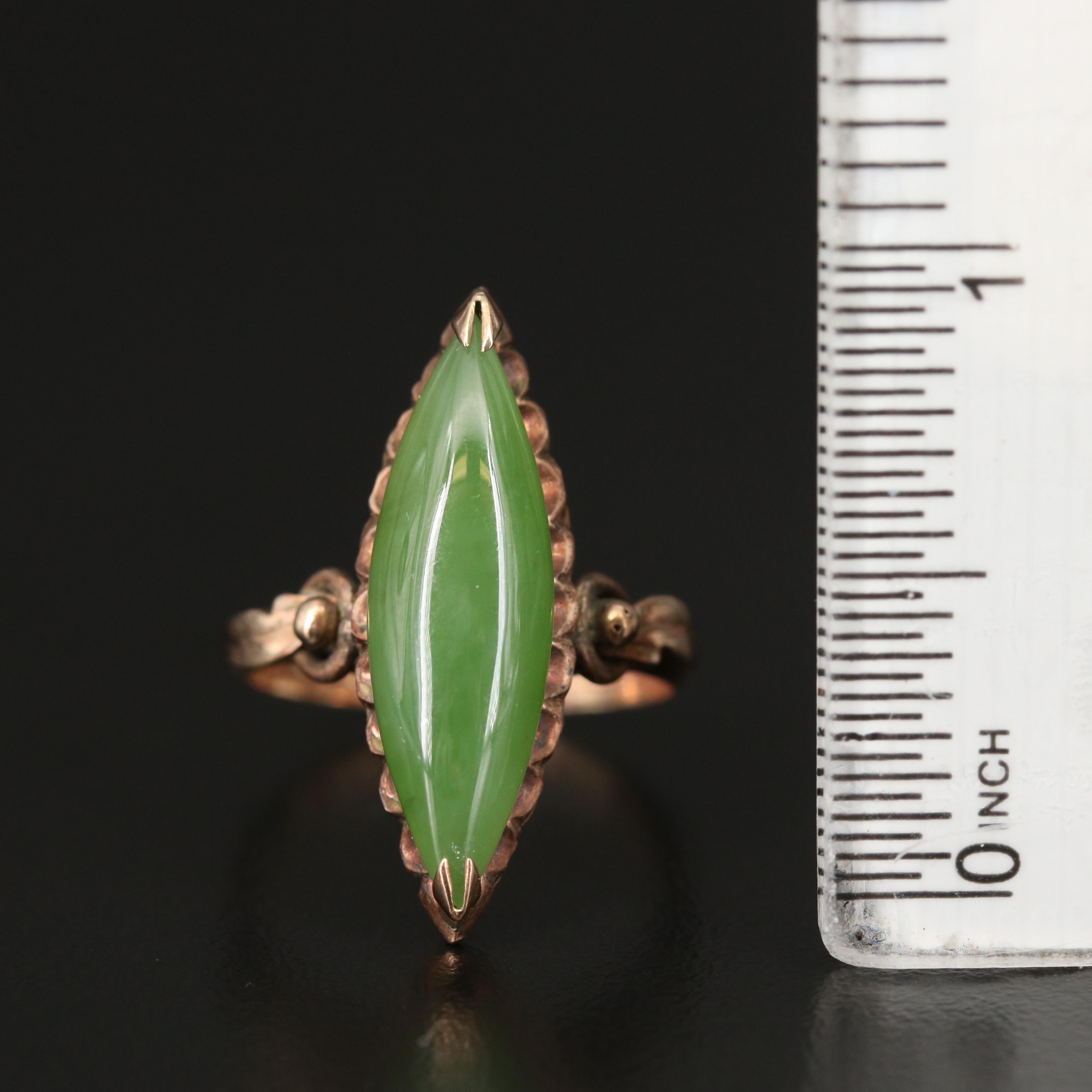 Vintage 14K Nephrite Navette Ring