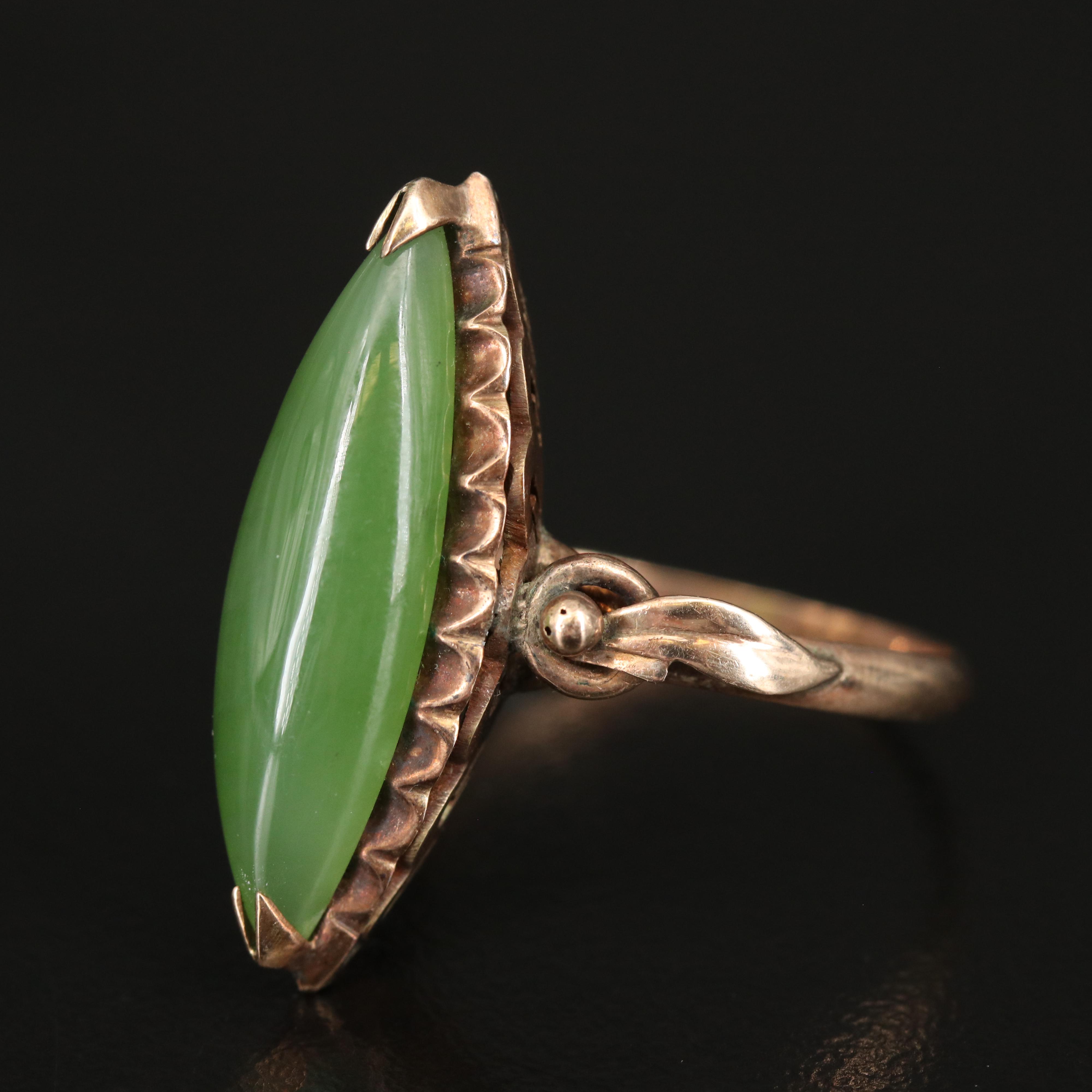 Vintage 14K Nephrite Navette Ring
