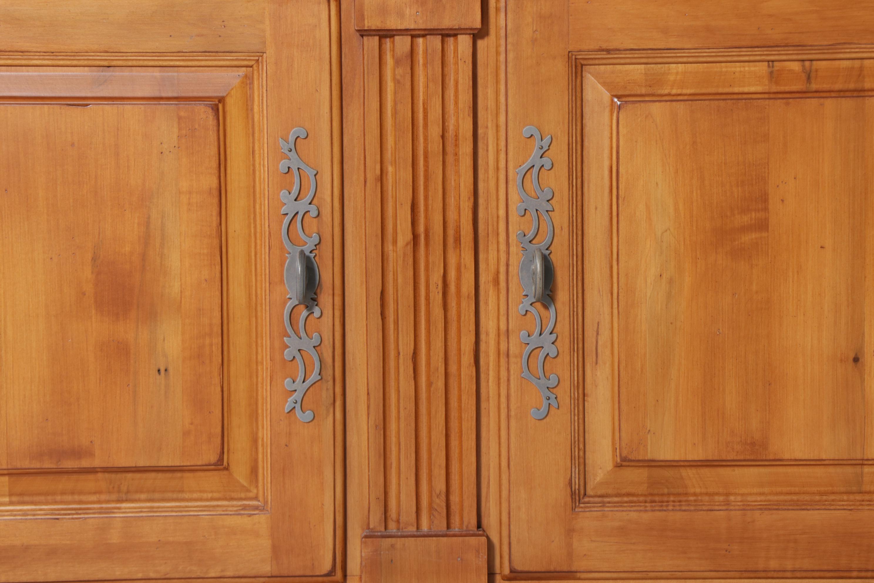 Ethan Allen "Legacy Collection" Maple Bookcase