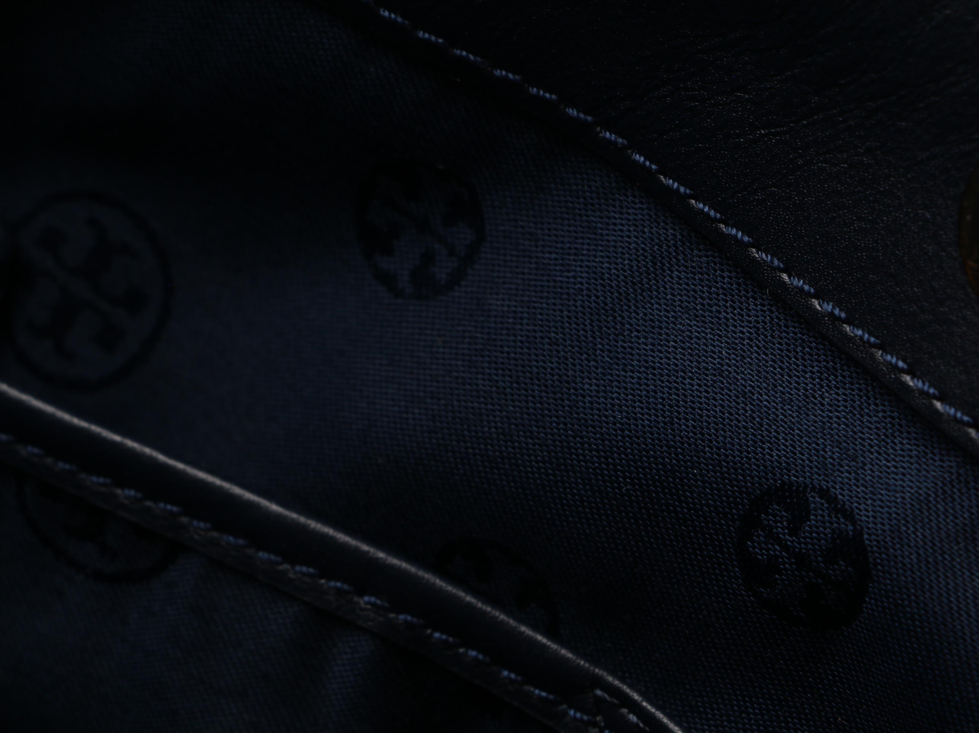 Tory Burch Jenny Shoulder Tote in Navy Blue Leather