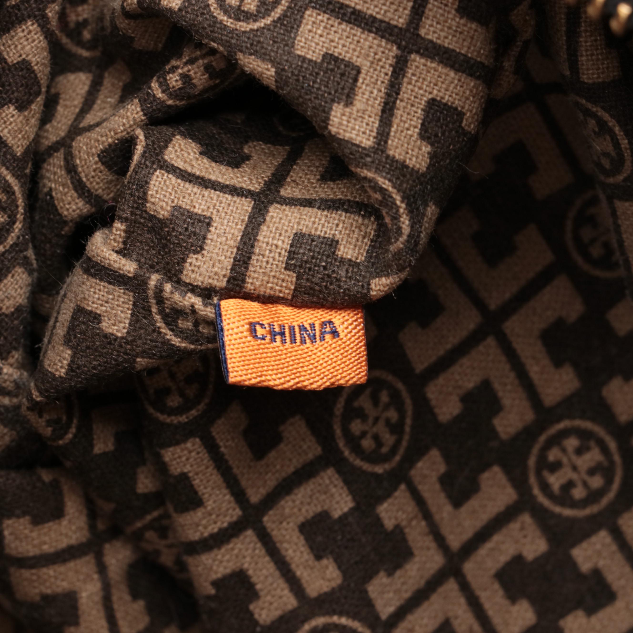 Tory Burch East-West Shoulder Bag in Black Grained Leather