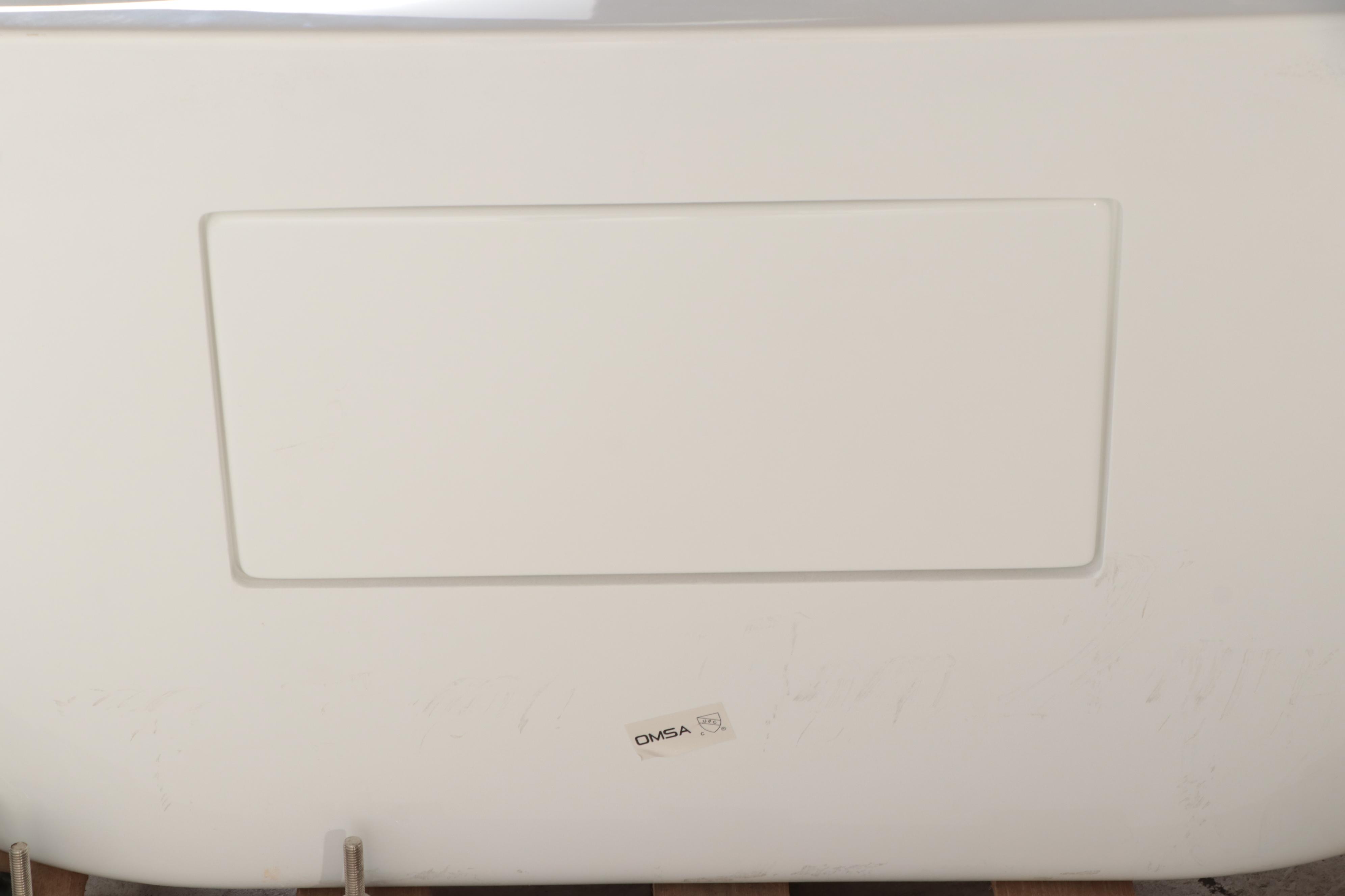 Contemporary 61" Acrylic Freestanding Bathtub