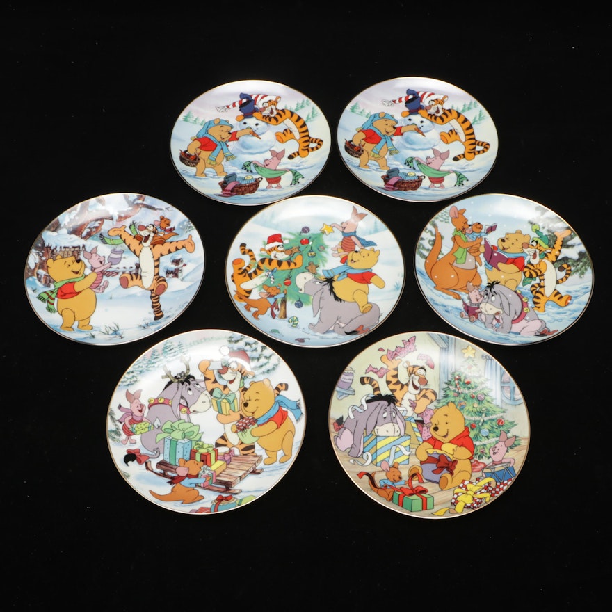 Winnie the Pooh Ceramic 100 Acre Wood Holiday Plates Collection