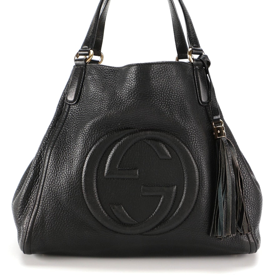 Gucci Soho Shoulder Bag in Black Pebbled Leather with Tassel