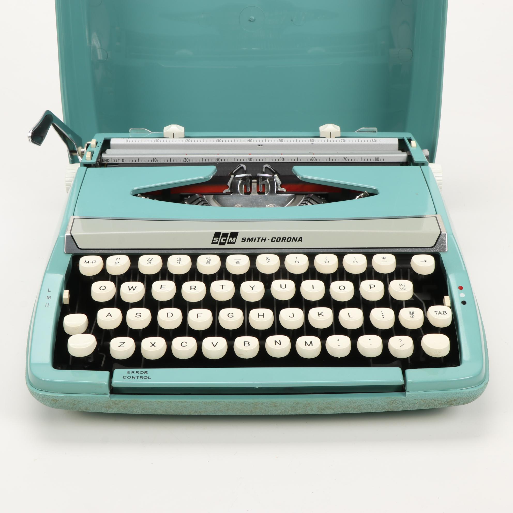 Smith-Corona Corsair Deluxe Portable Typewriter, 1970s