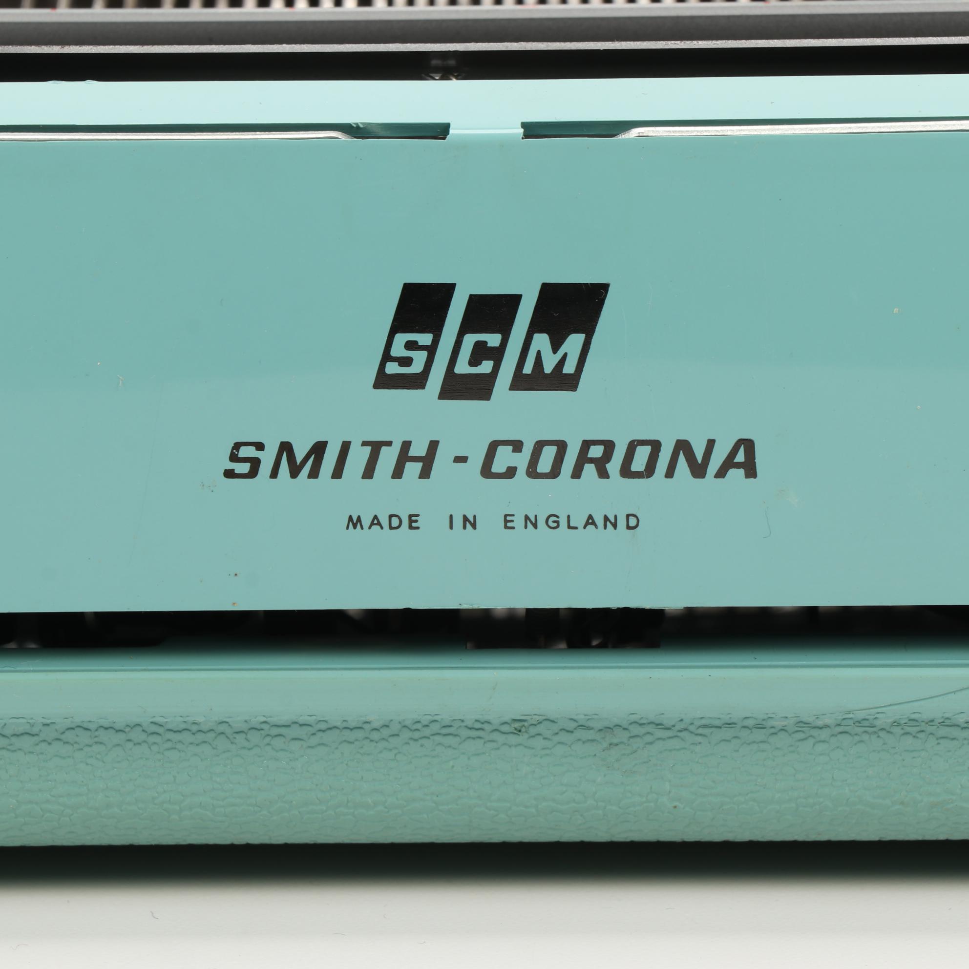 Smith-Corona Corsair Deluxe Portable Typewriter, 1970s