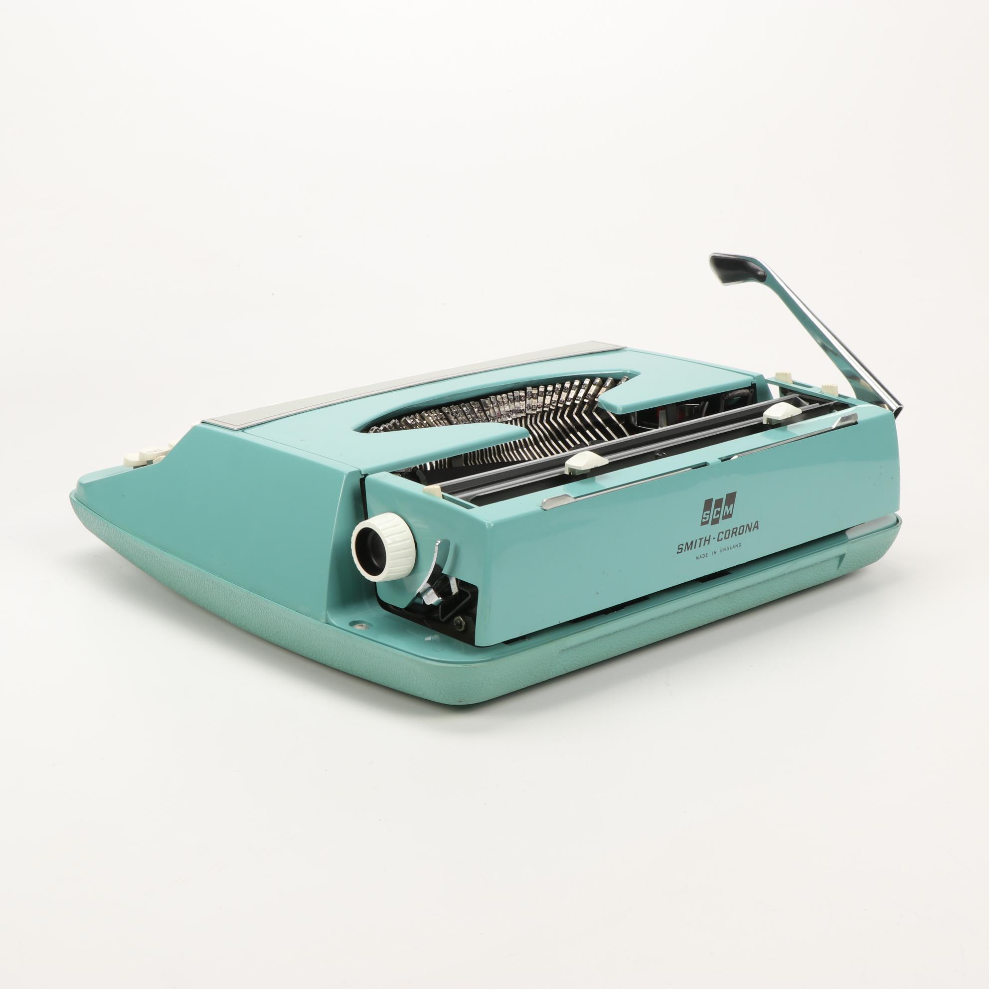 Smith-Corona Corsair Deluxe Portable Typewriter, 1970s