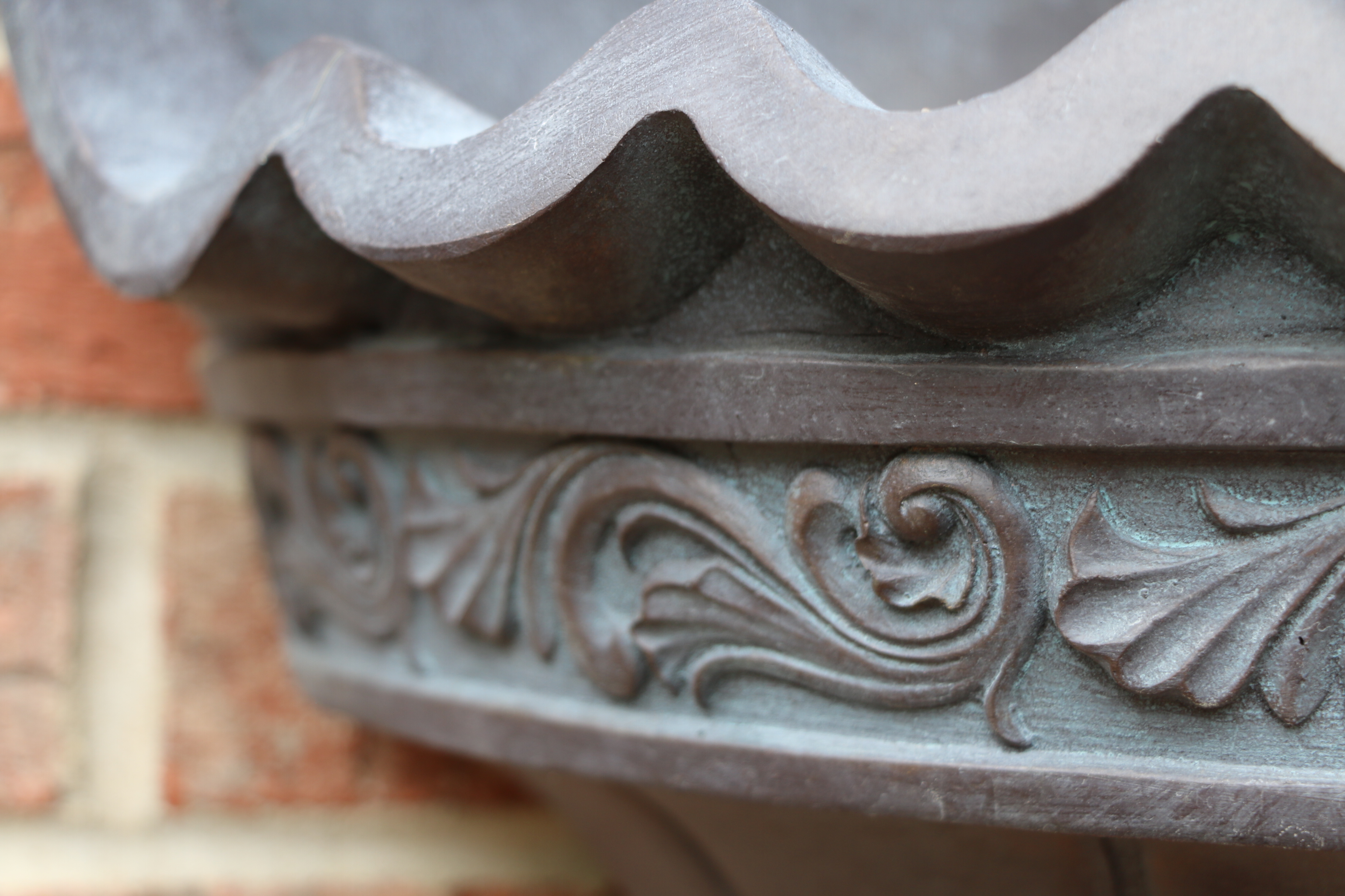 Lion Head Resin Outdoor Wall Mounted Water Fountain