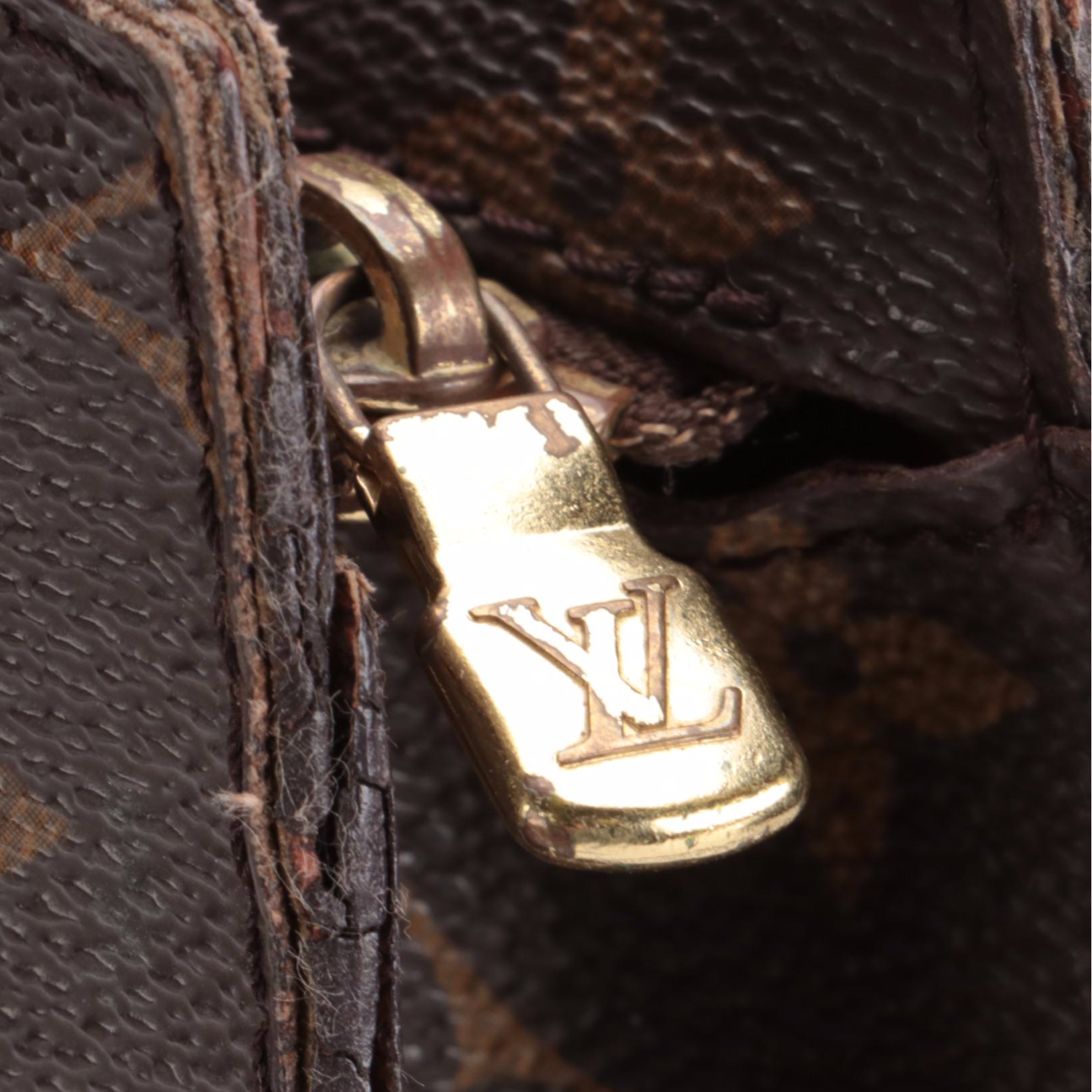 Louis Vuitton Babylone Tote in Monogram Canvas and Vachetta Leather