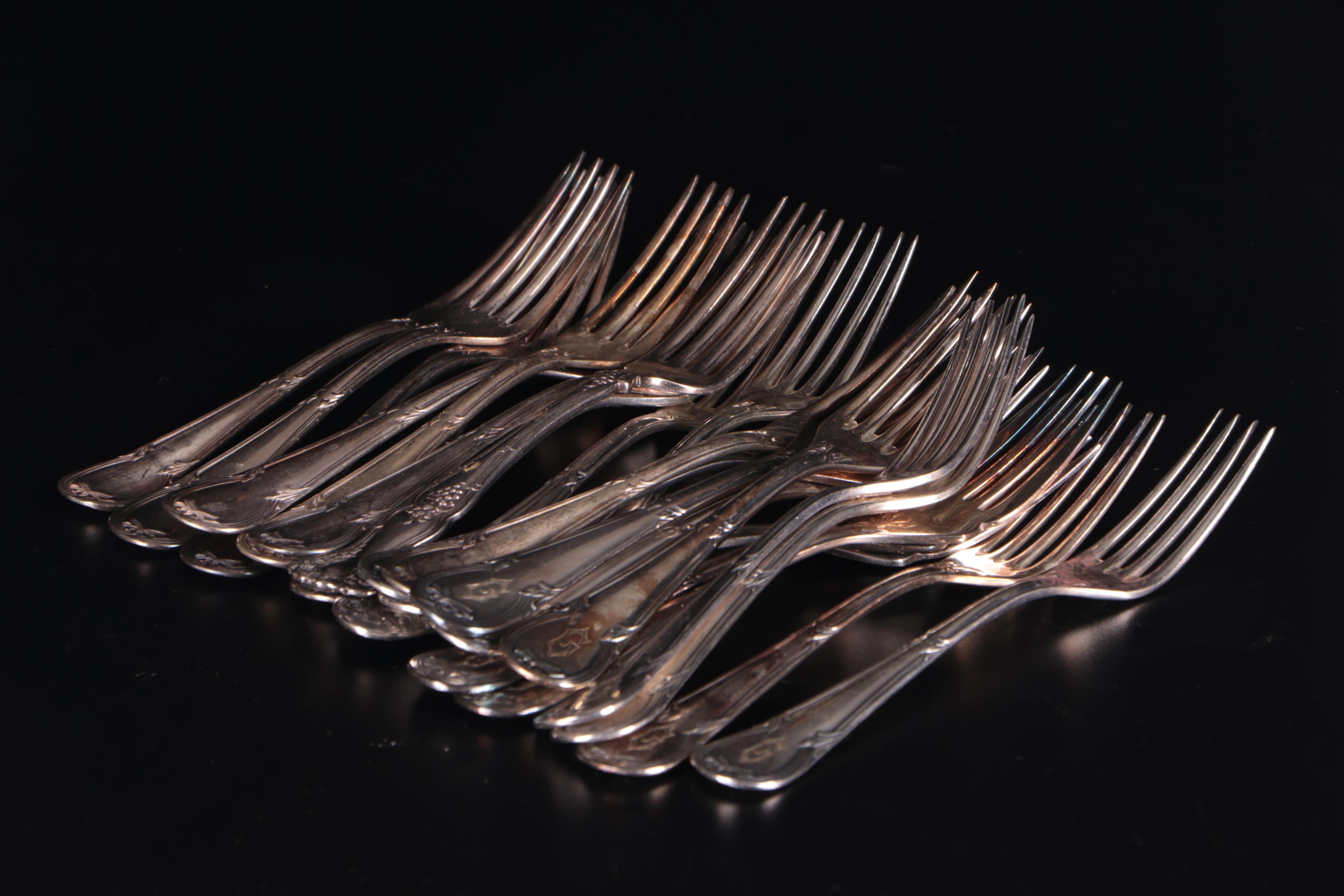 Fracalanza Brazilian Silplate Flatware Set with Serving Utensils