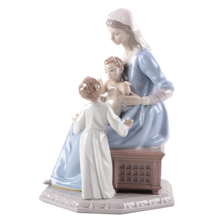 Lladró "Bless the Child" Porcelain Figurine Designed by Vincente Martinez