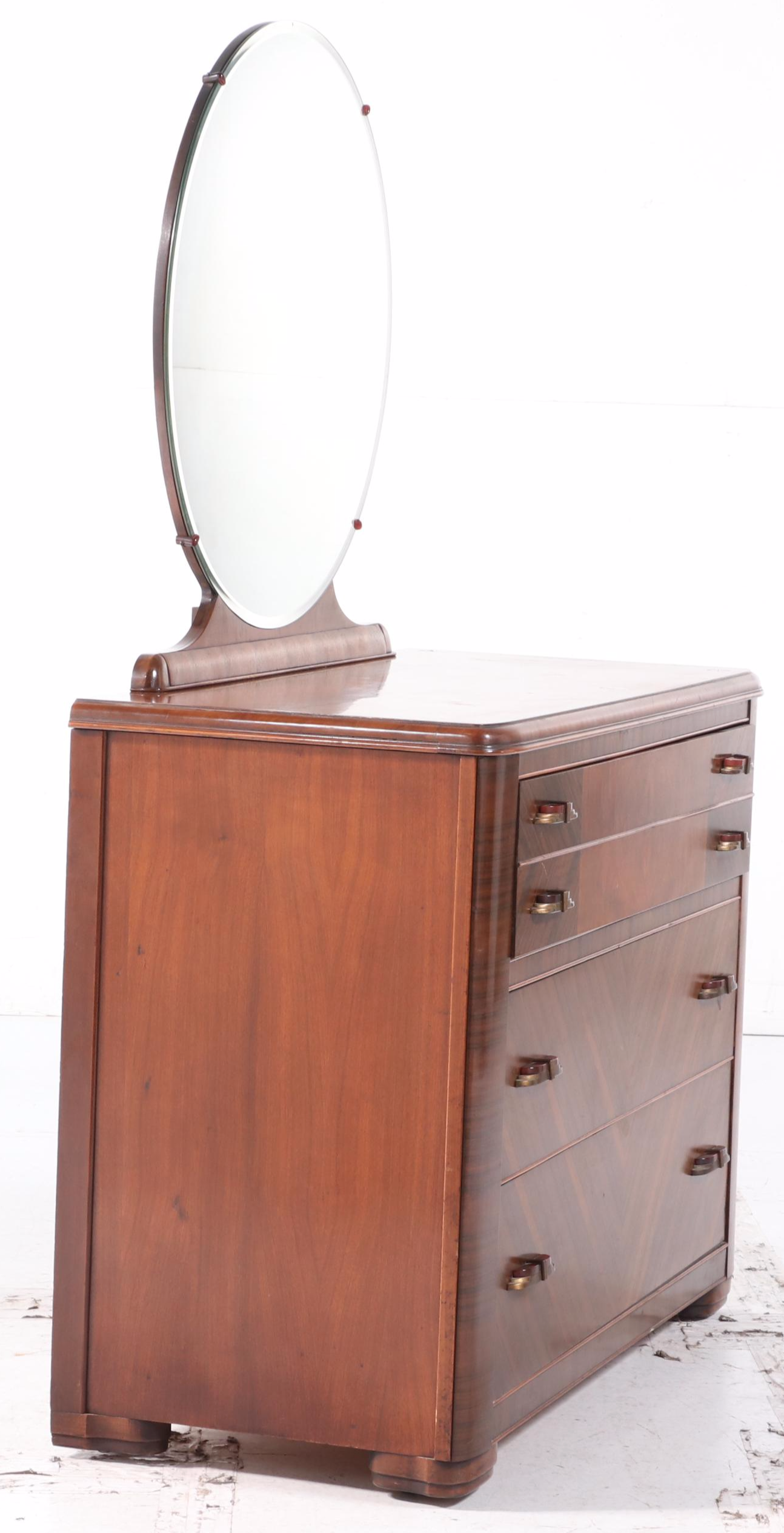Hibriten Furniture Co. Art Deco Walnut Three-Drawer Dresser, circa 1930