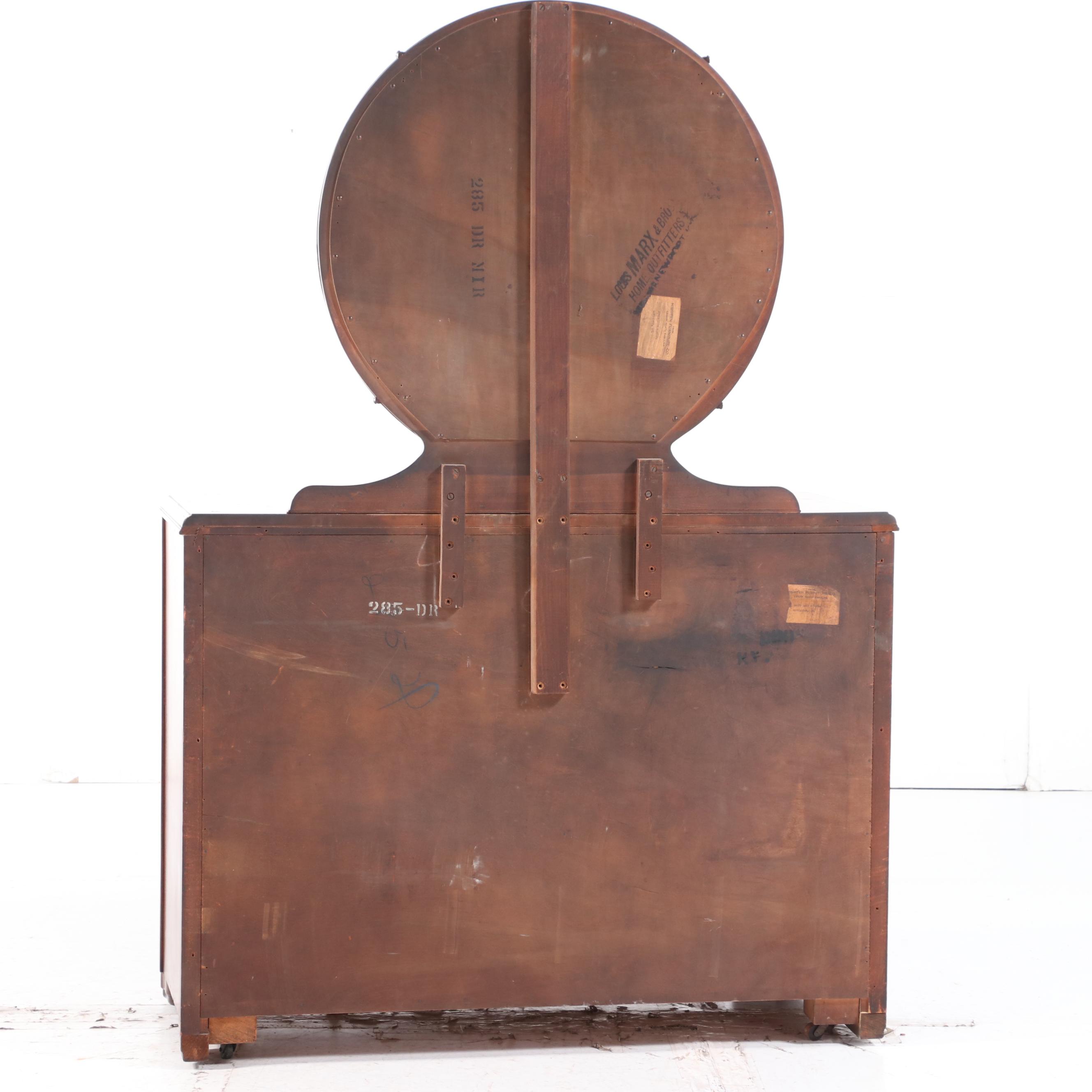 Hibriten Furniture Co. Art Deco Walnut Three-Drawer Dresser, circa 1930