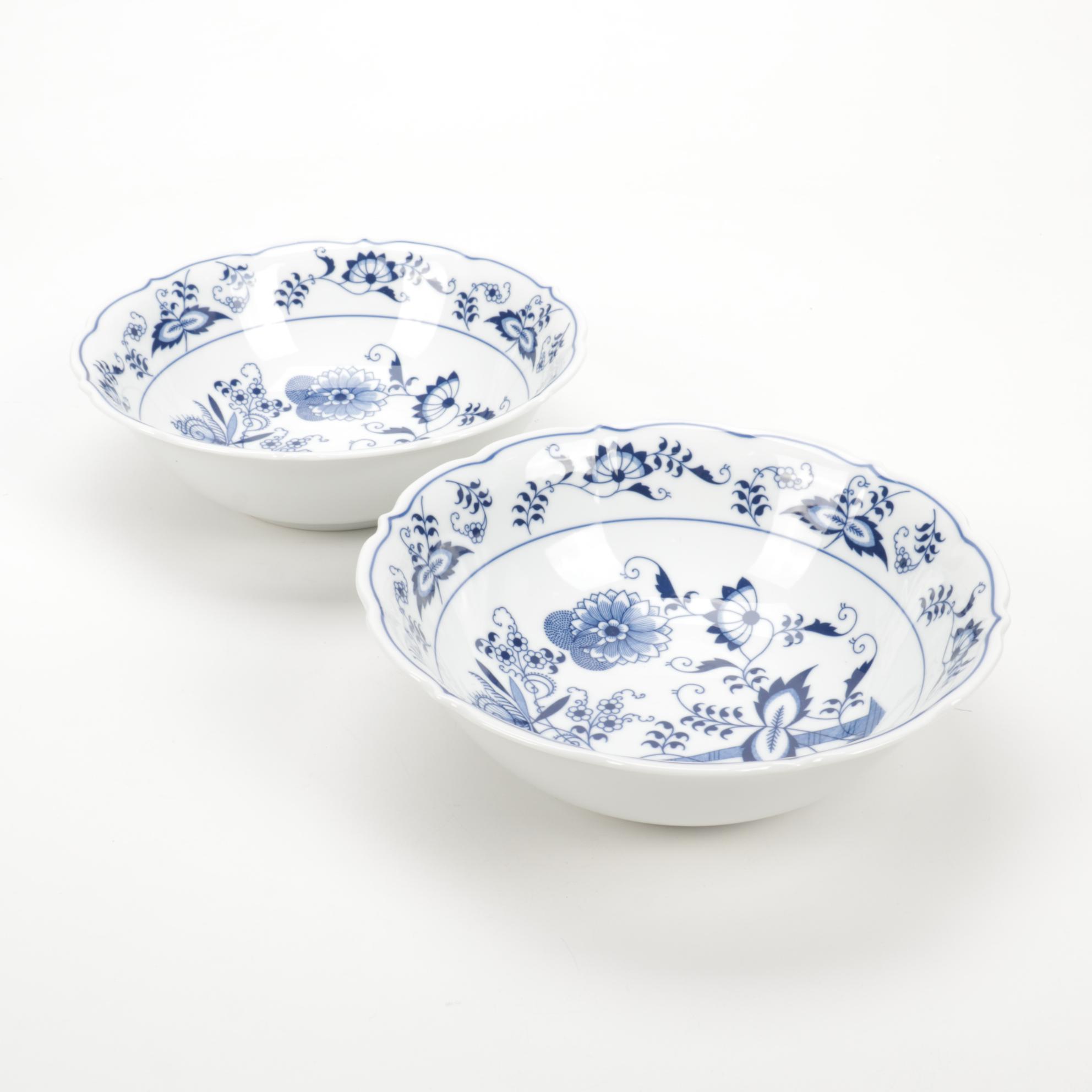 Blue Danube of Japan "Blue Onion" Ceramic Serving Dishes, Mid to Late 20th C.