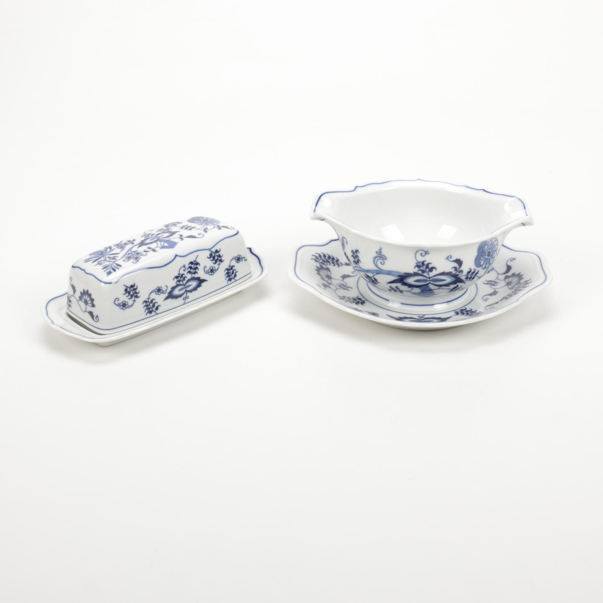 Blue Danube of Japan "Blue Onion" Ceramic Serving Dishes, Mid to Late 20th C.