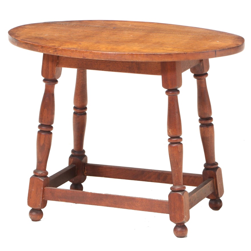 Queen Anne Style Walnut Side Table, 20th Century