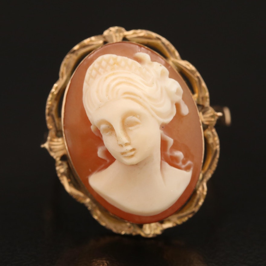 14K Oval Shell Cameo Ring