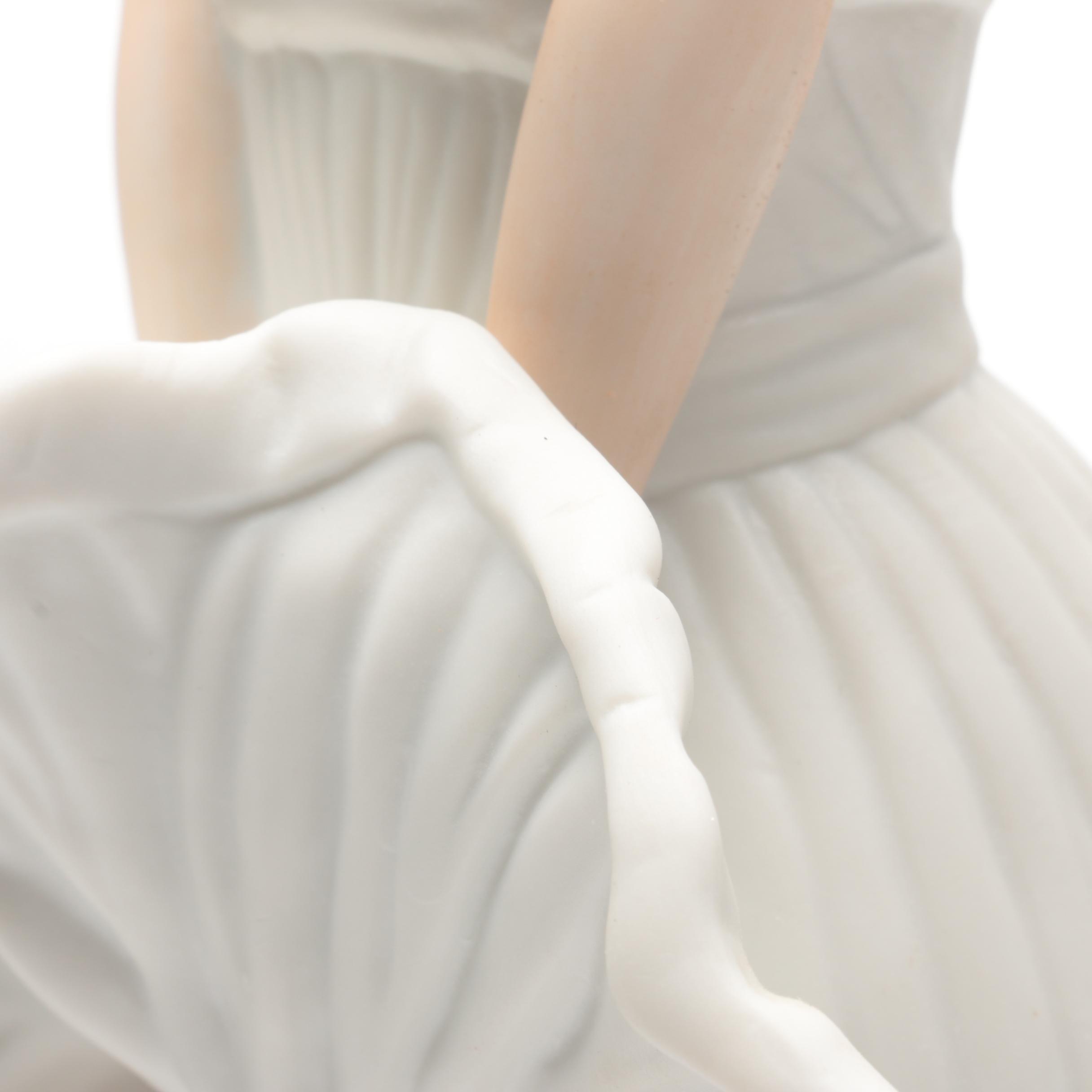 Marilyn Monroe "The Seven Year Itch" McCormick Bourbon Ceramic Decanter, 1983