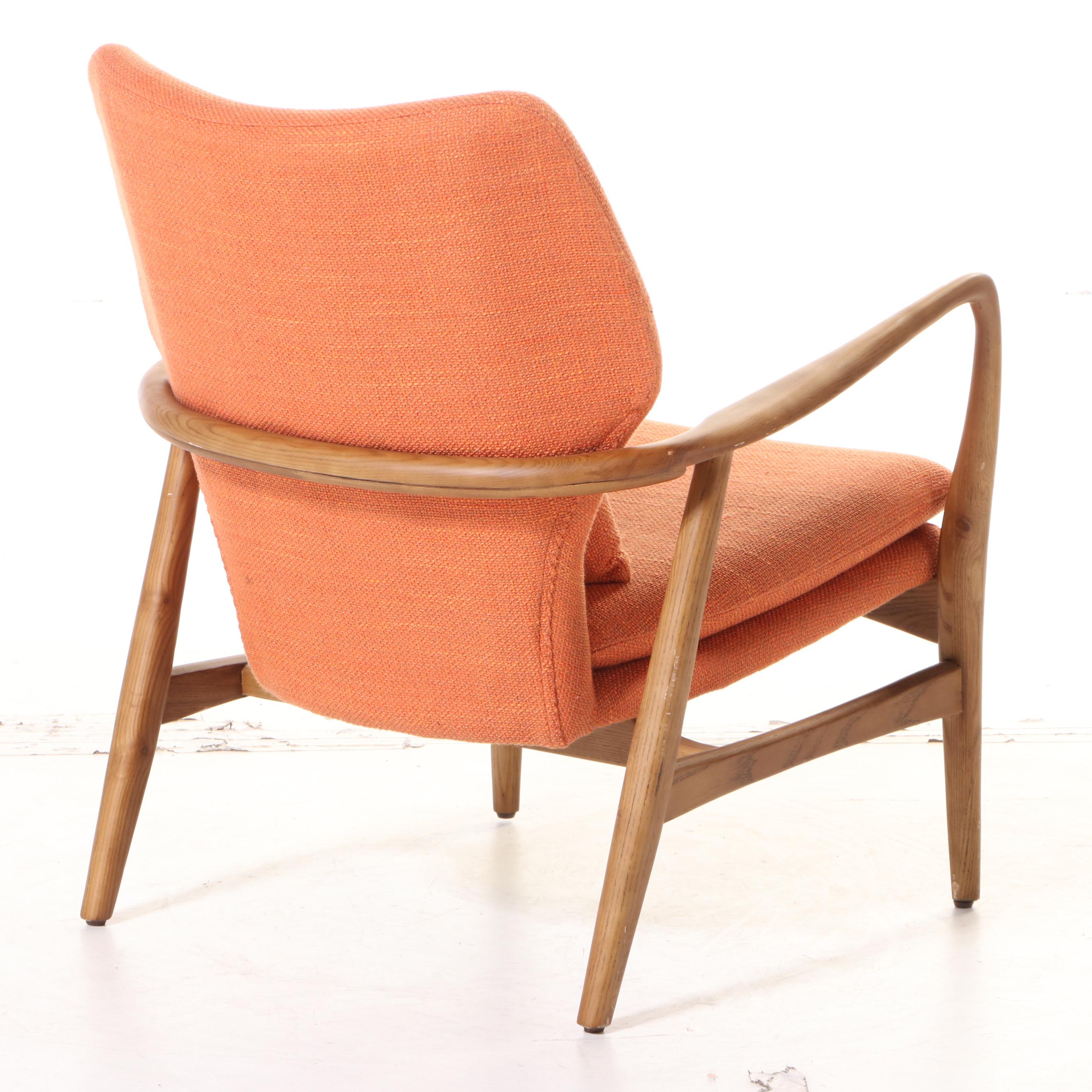 Blue Ocean Traders "Helsinki" Modernist Style Upholstered Ash Lounge Chair