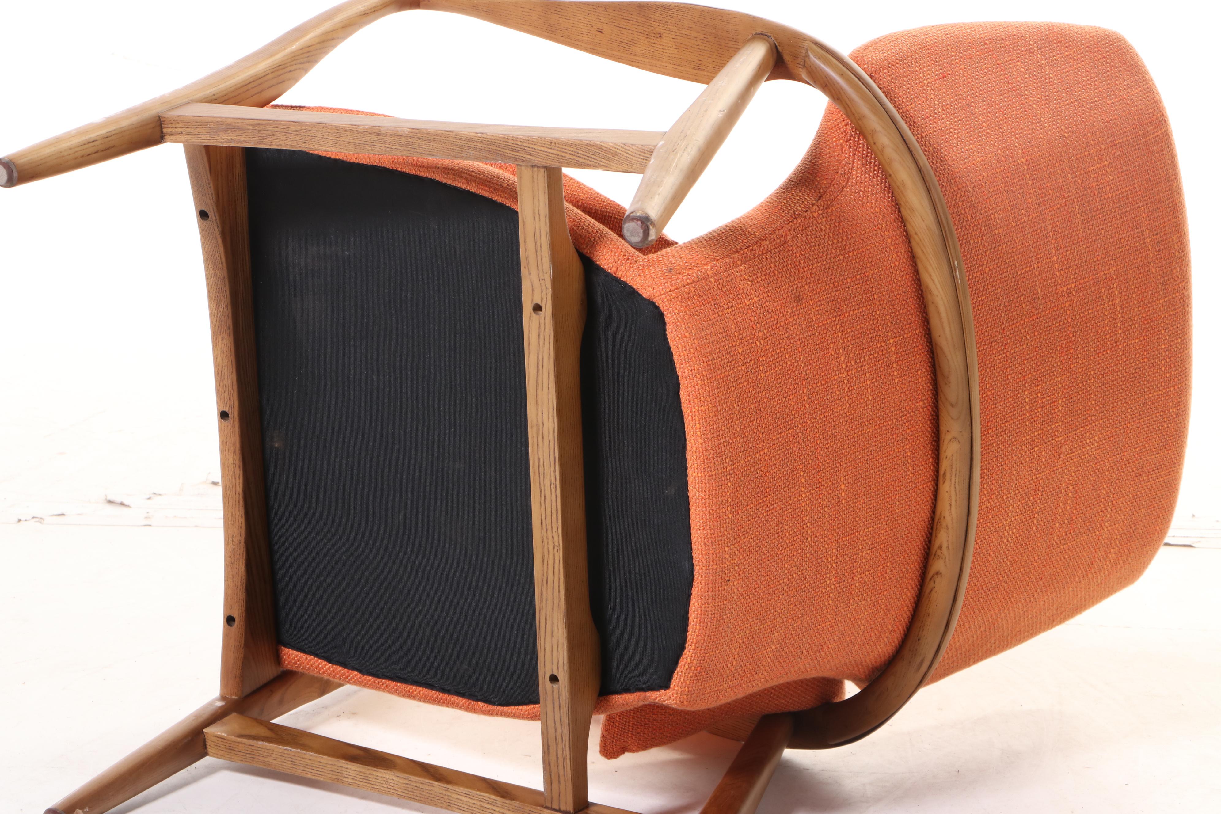 Blue Ocean Traders "Helsinki" Modernist Style Upholstered Ash Lounge Chair