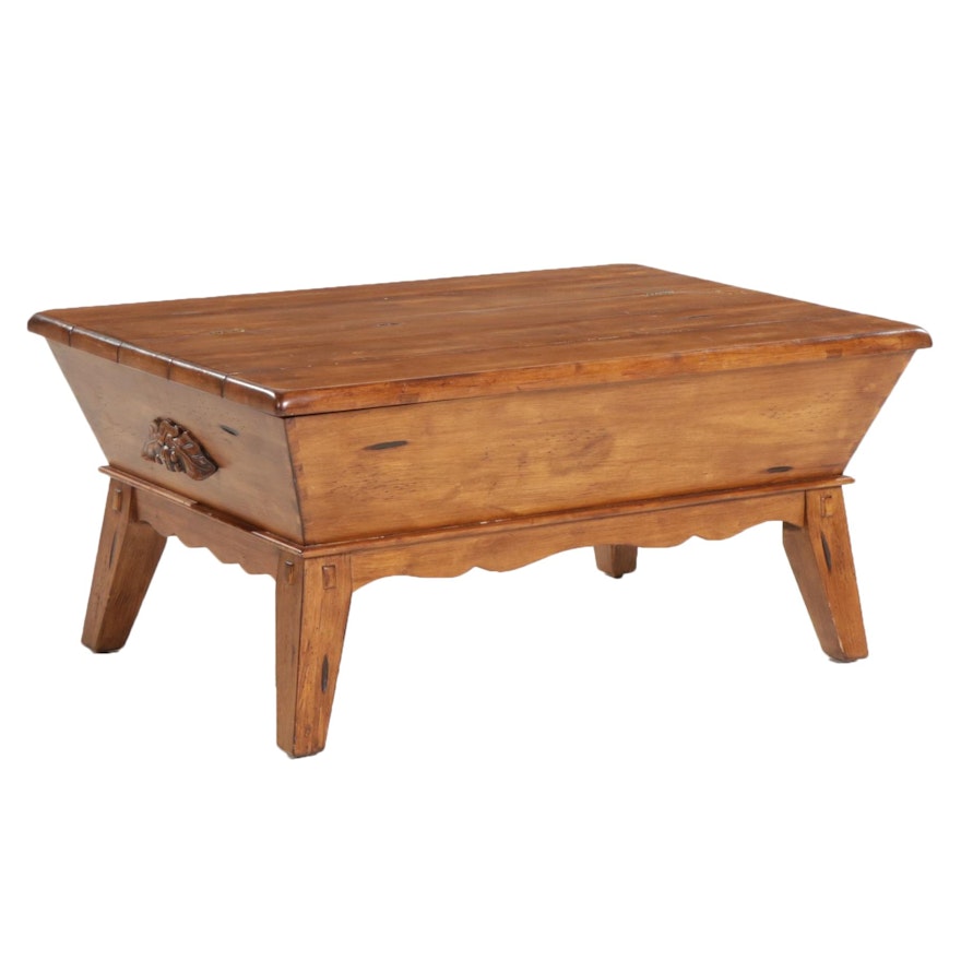 American Primitive Dough Box Style Storage Coffee Table, Late 20th Century