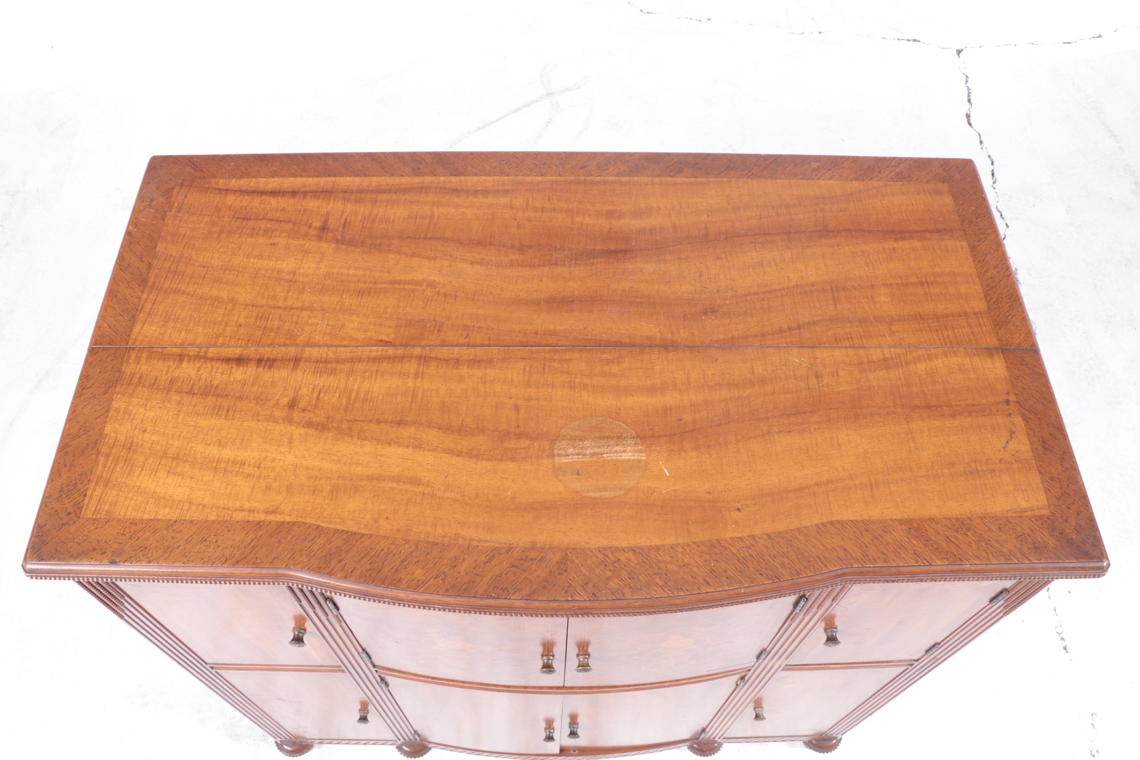 Capehart De Luxe Chateau Radio Console Cabinet