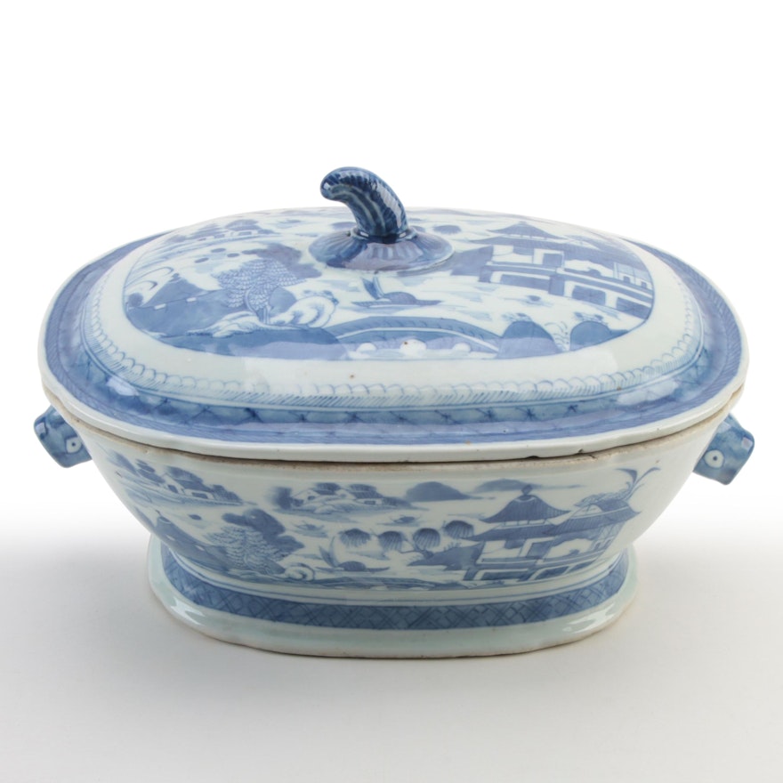 Chinese Export Canton Ware Blue and White Porcelain Covered Tureen, Antique