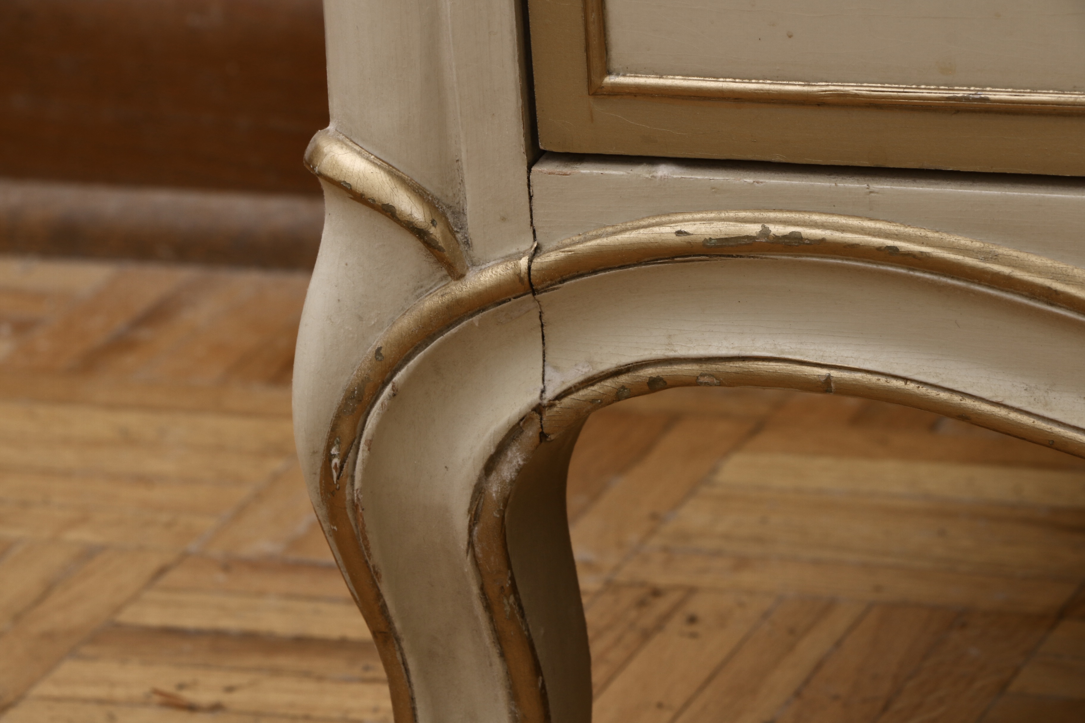 Drexel "Touraine" Cream-Painted and Parcel-Gilt Dresser and Chest of Drawers