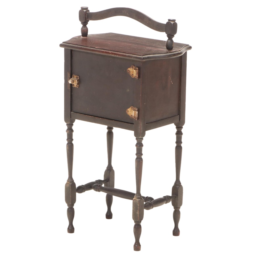 Schulze & Van Stee Mfg. Co. Colonial Style Smoking Stand, Early 20th Century