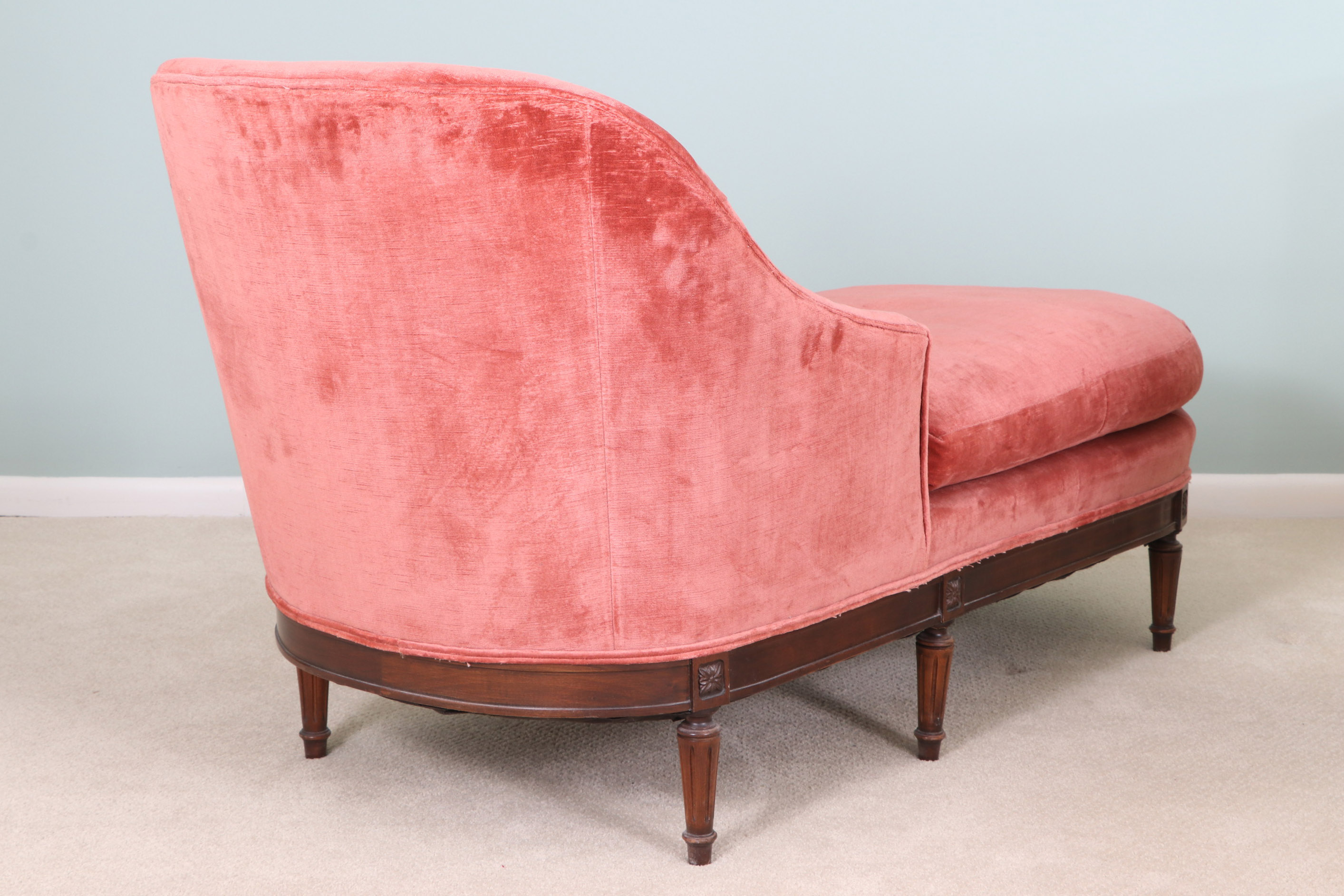 Baker Furniture Louis XVI Style Velveteen Chaise Lounge, Late 20th Century