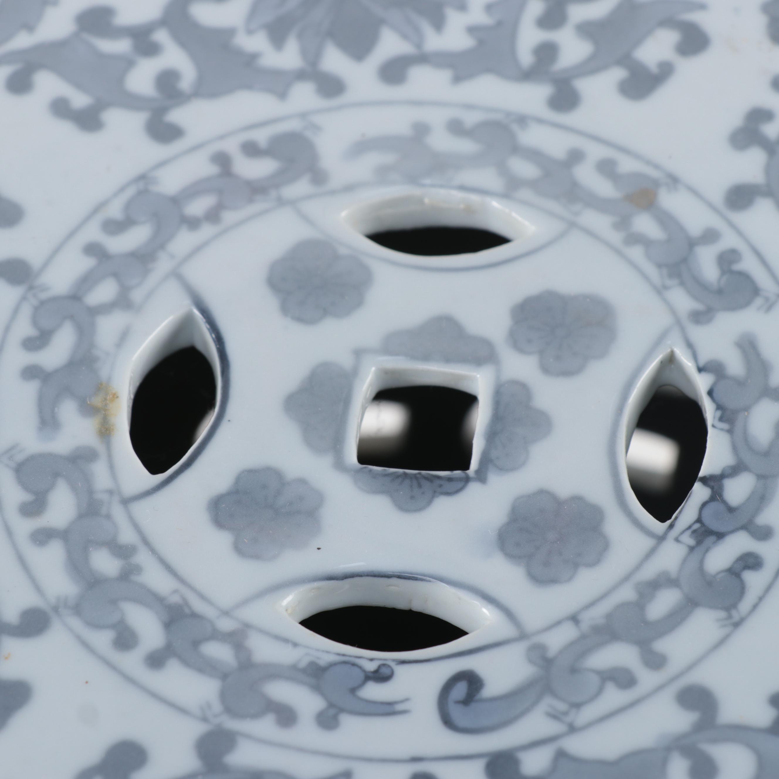 Chinese Dragon Motif Blue and White Ceramic Garden Stool