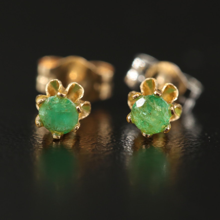 14K Buttercup Set Emerald Stud Earrings