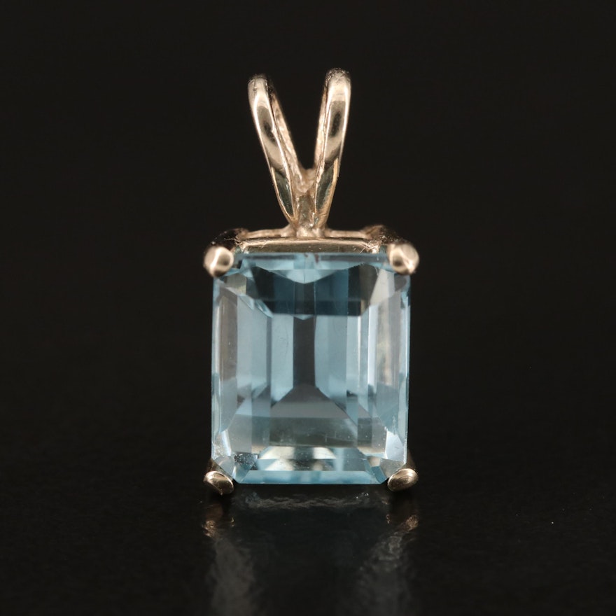 14K Aquamarine Pendant